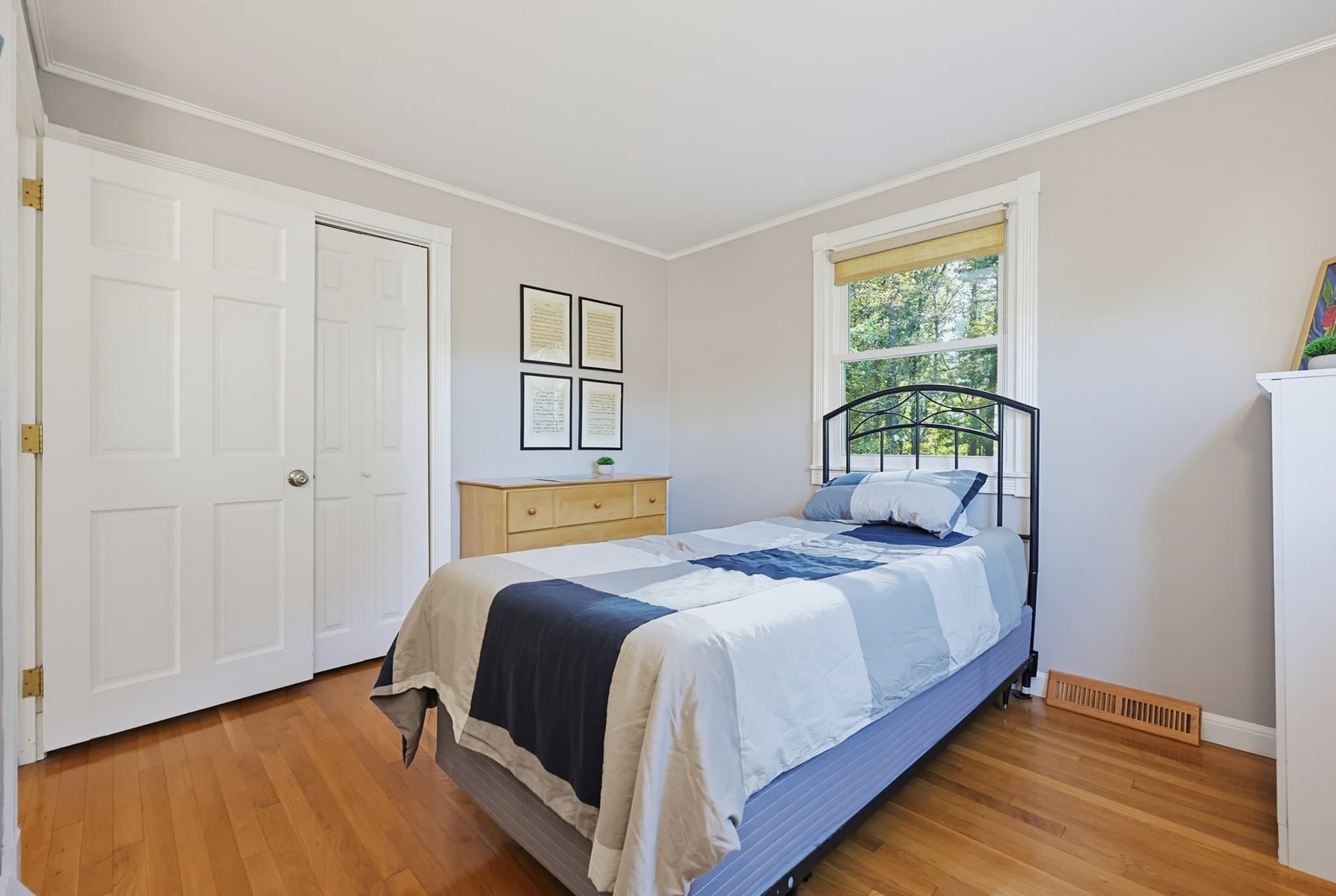 Single Family Residence at 38 Ledgewood Rd, Framingham MA 01701, Framingham, photo 23 of 35