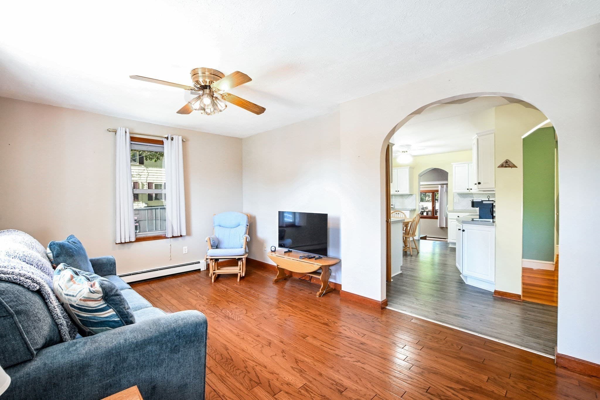 Single Family Residence at 18 Lakeside Ave, Weymouth MA 02189, Weymouth, photo 7 of 19