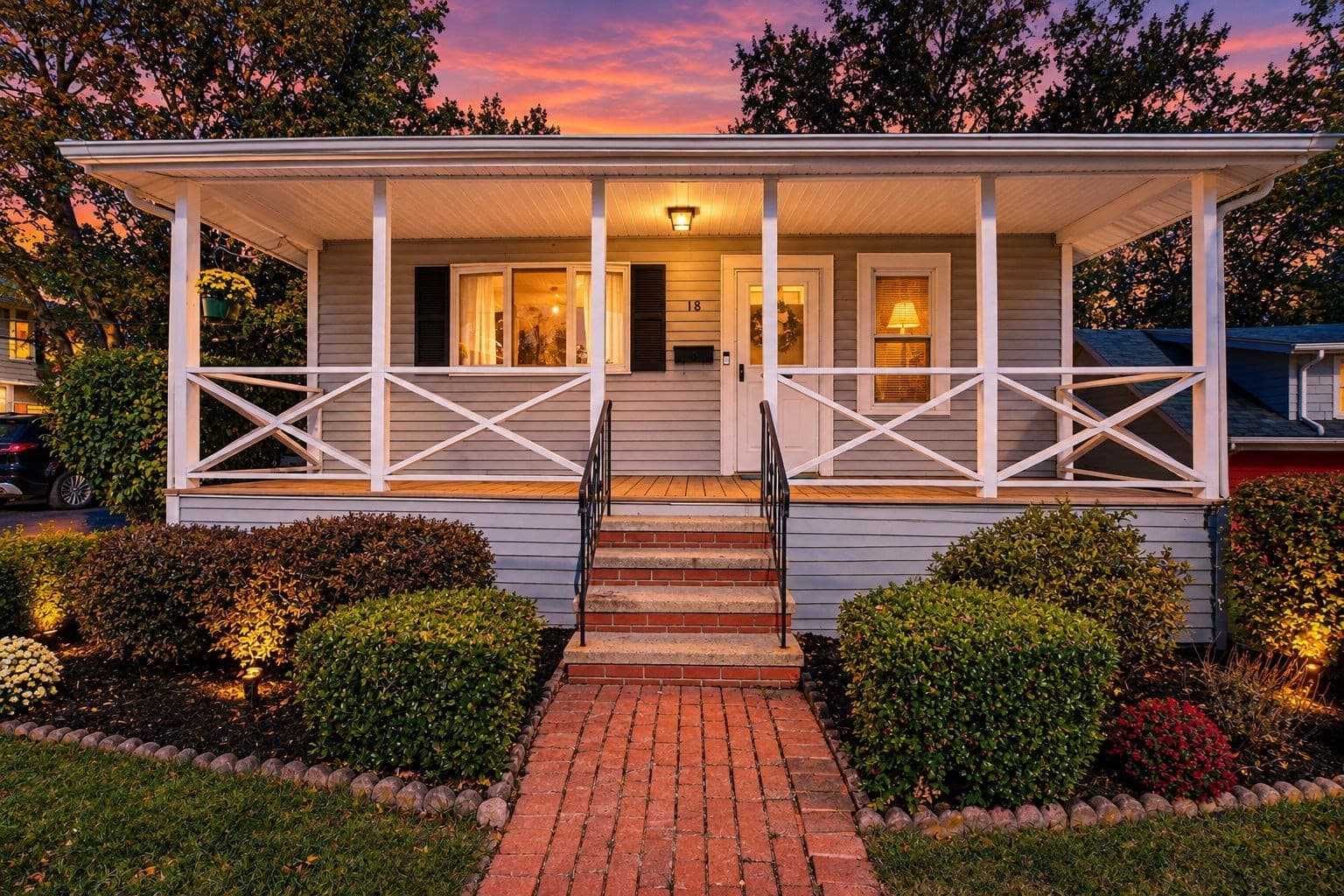 18 Lakeside Ave, Weymouth MA 02189