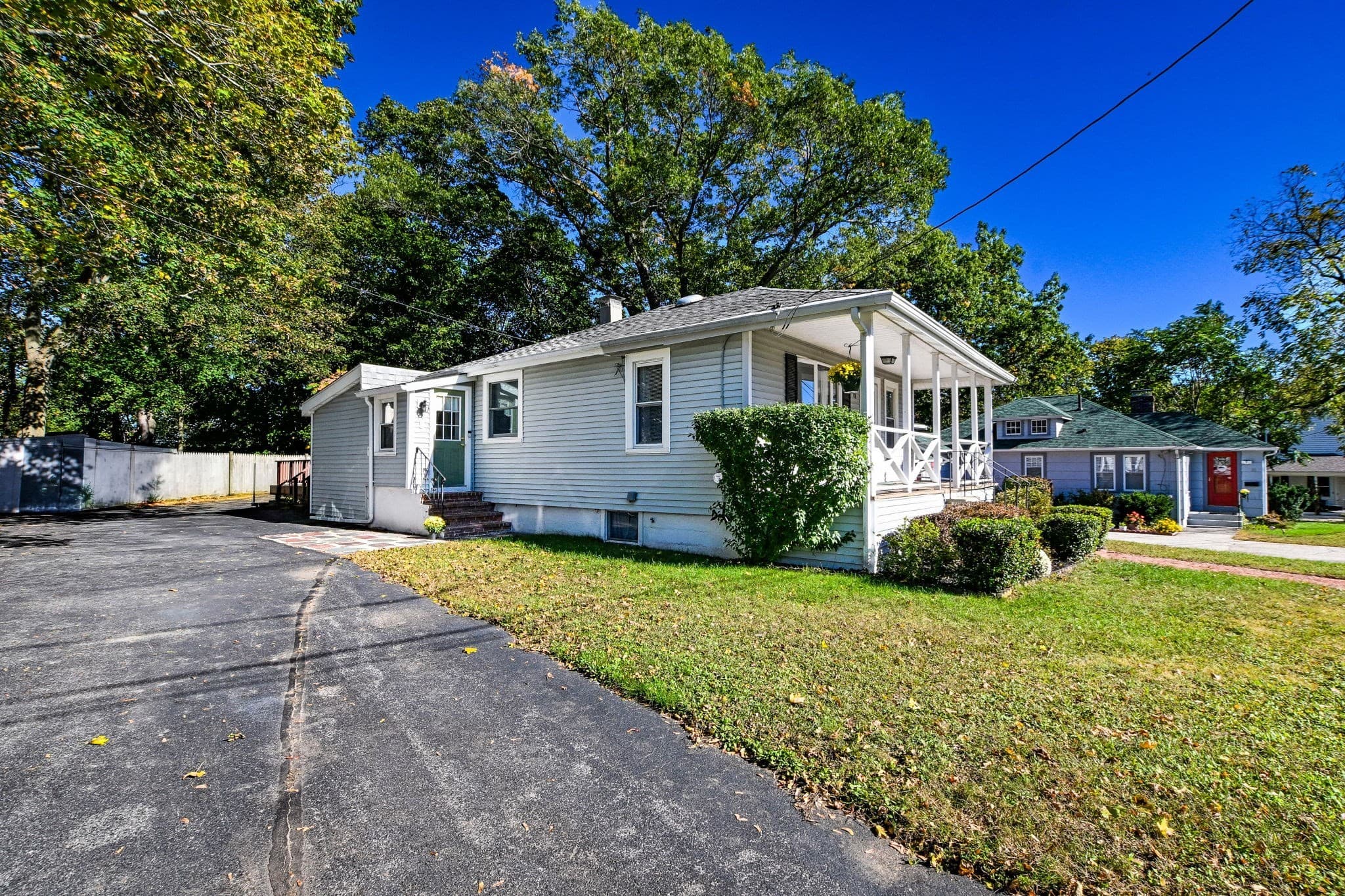 Single Family Residence at 18 Lakeside Ave, Weymouth MA 02189, Weymouth, photo 4 of 19