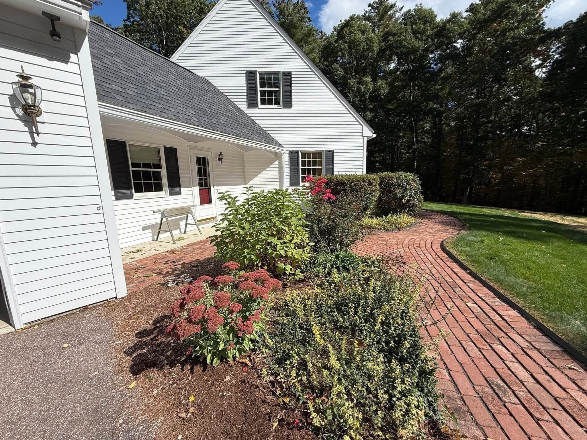 Single Family Residence at 80 Old East Brookfield Rd, North Brookfield MA 01535, North Brookfield, photo 4 of 37