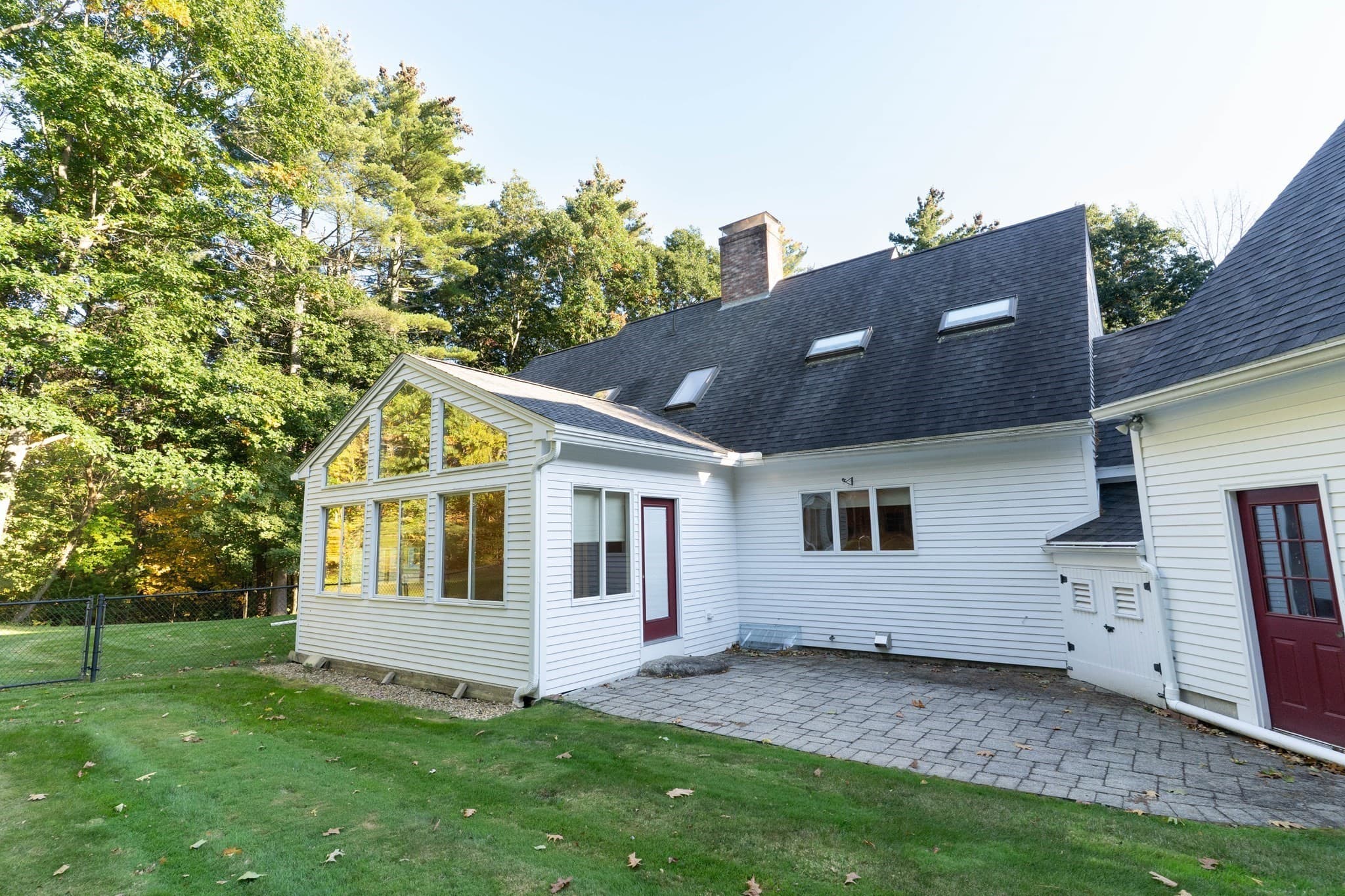 Single Family Residence at 80 Old East Brookfield Rd, North Brookfield MA 01535, North Brookfield, photo 8 of 37