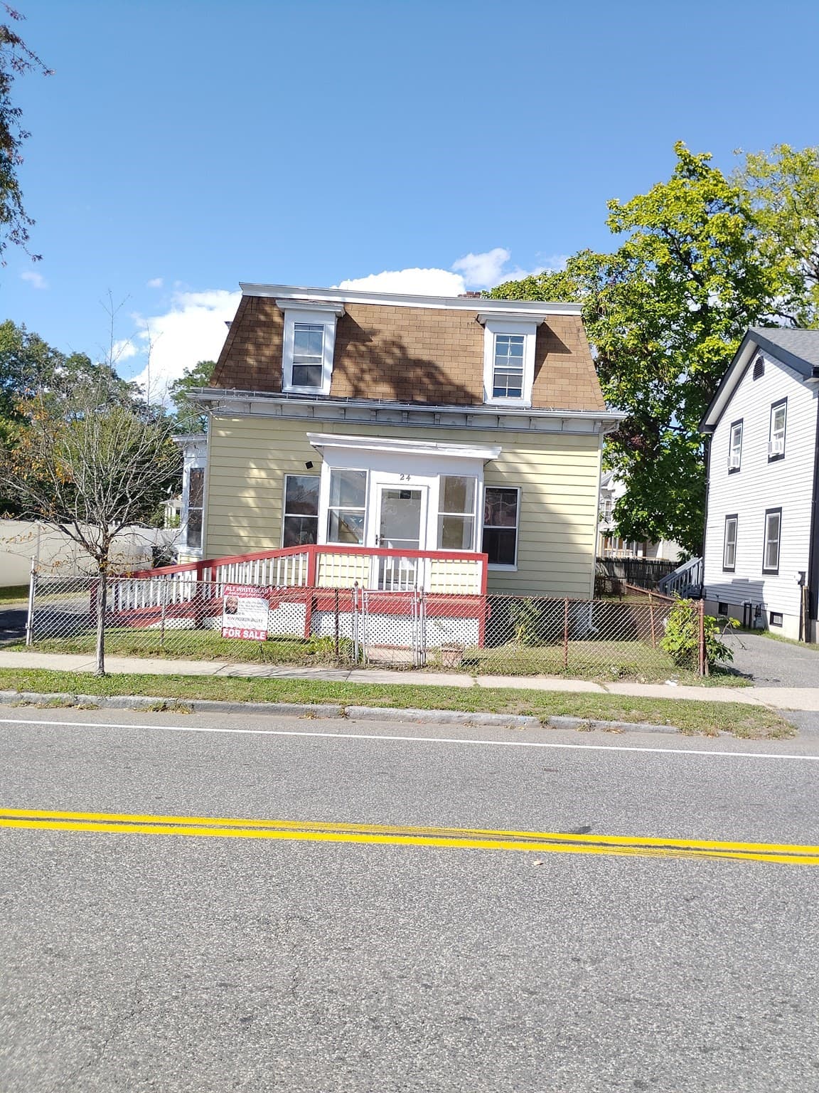 24 Bay St., Springfield MA 01109