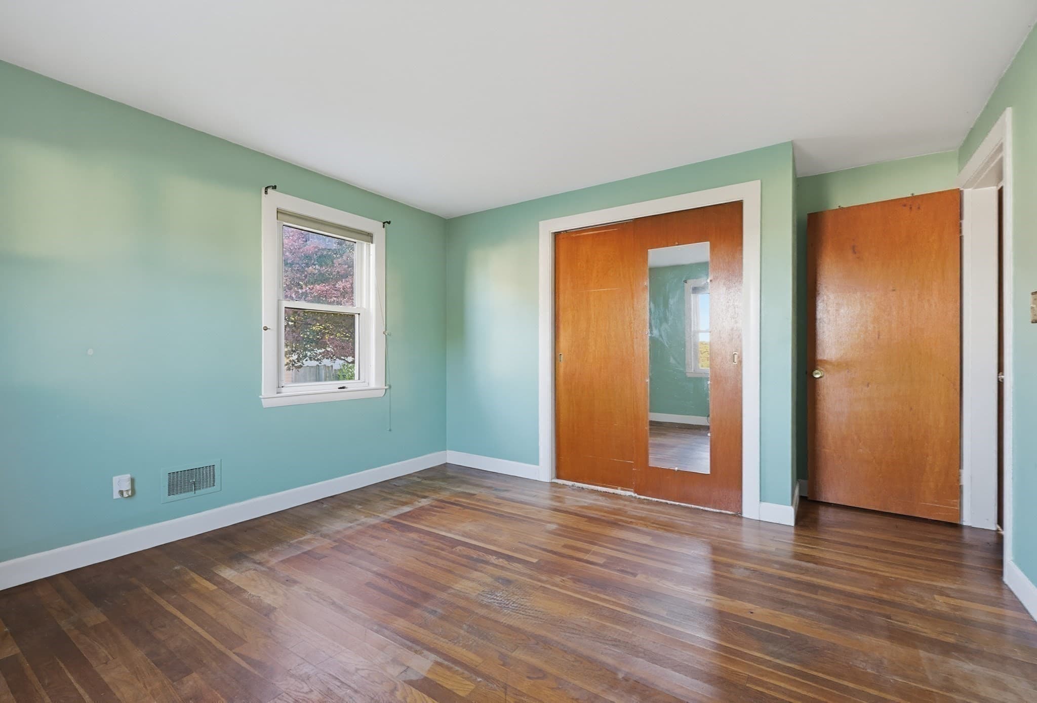Single Family Residence at 35 Matthies St, Beverly MA 01915, Beverly, photo 16 of 32