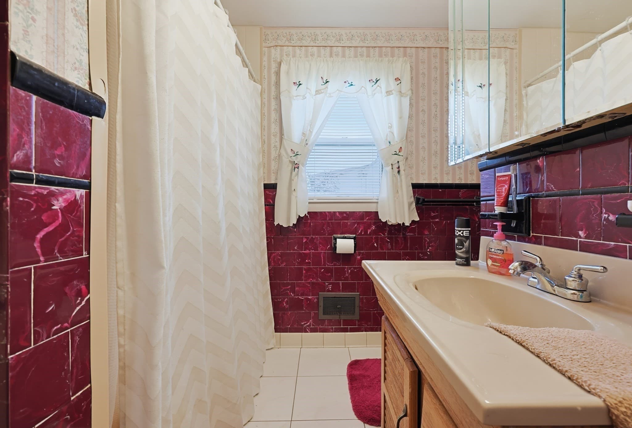 Single Family Residence at 35 Matthies St, Beverly MA 01915, Beverly, photo 19 of 32