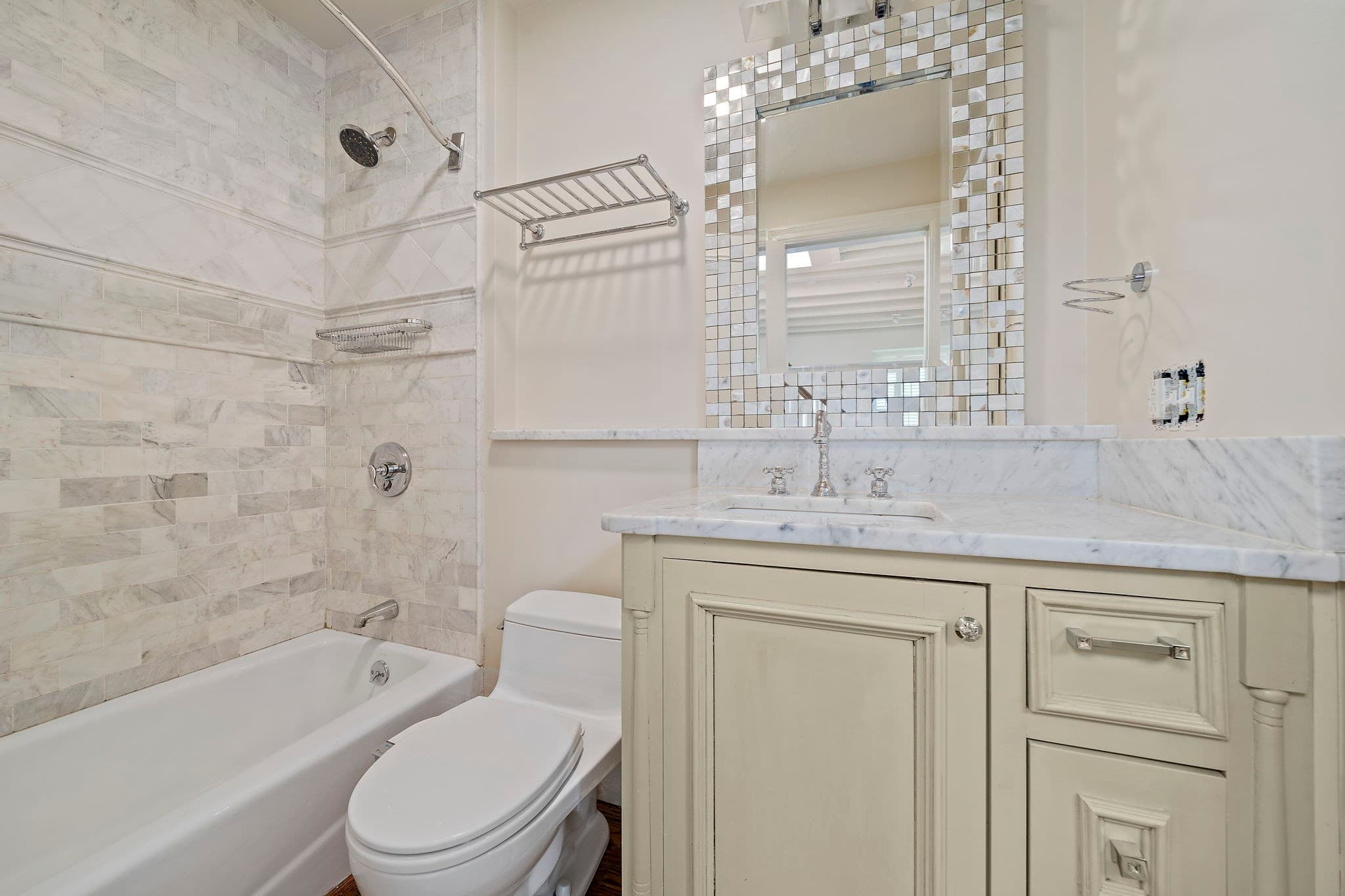 Condominium at 38 Lawrence Street # 21, Boston MA 02116, Boston, photo 12 of 17