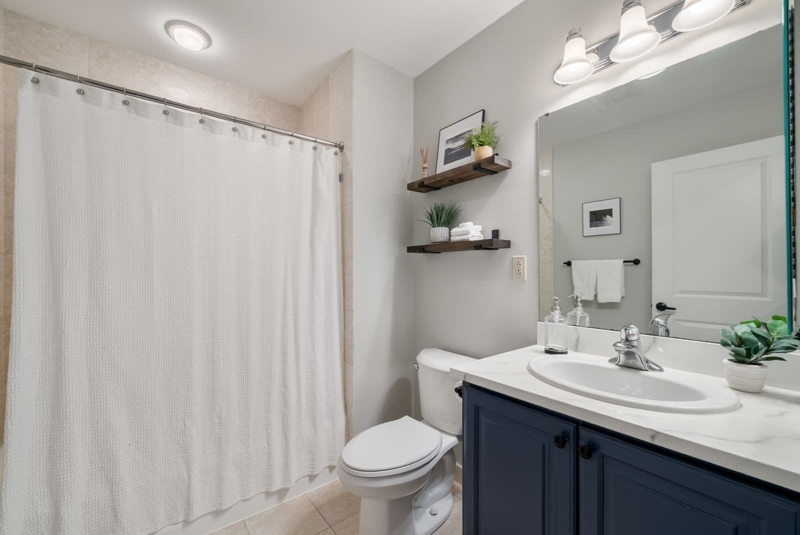 Condominium at 1723 Washington St. # 411, Boston MA 02118, photo 13 of 21