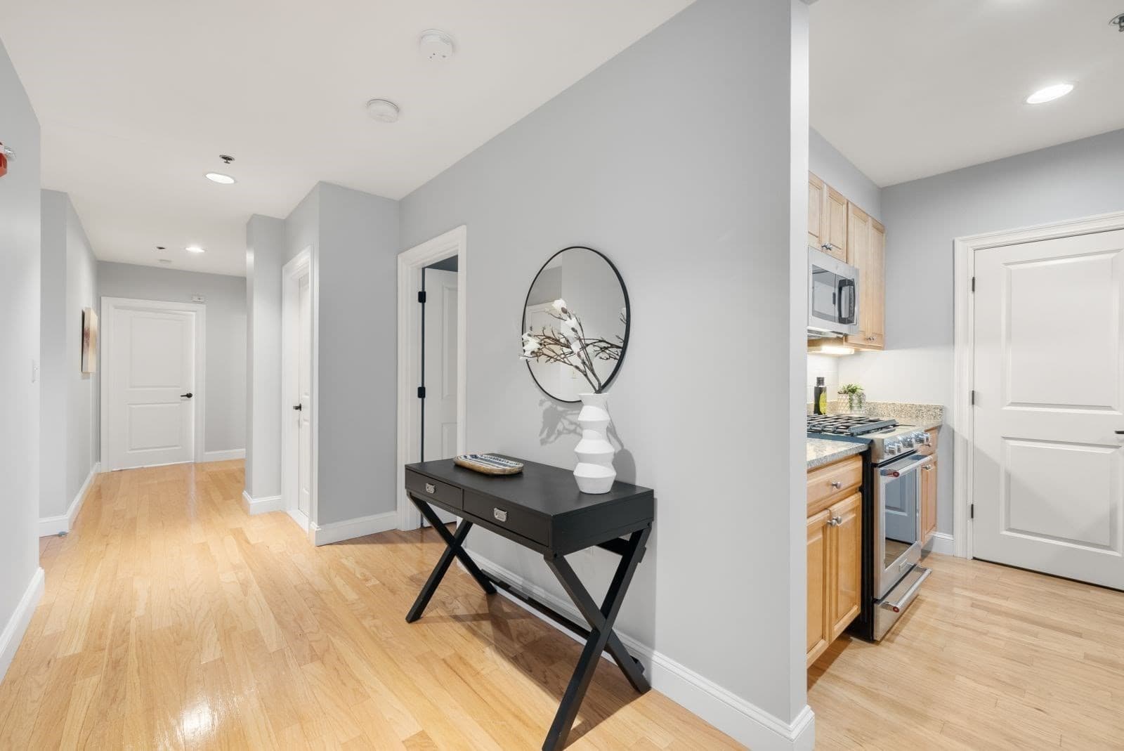 Condominium at 1723 Washington St. # 411, Boston MA 02118, photo 7 of 21