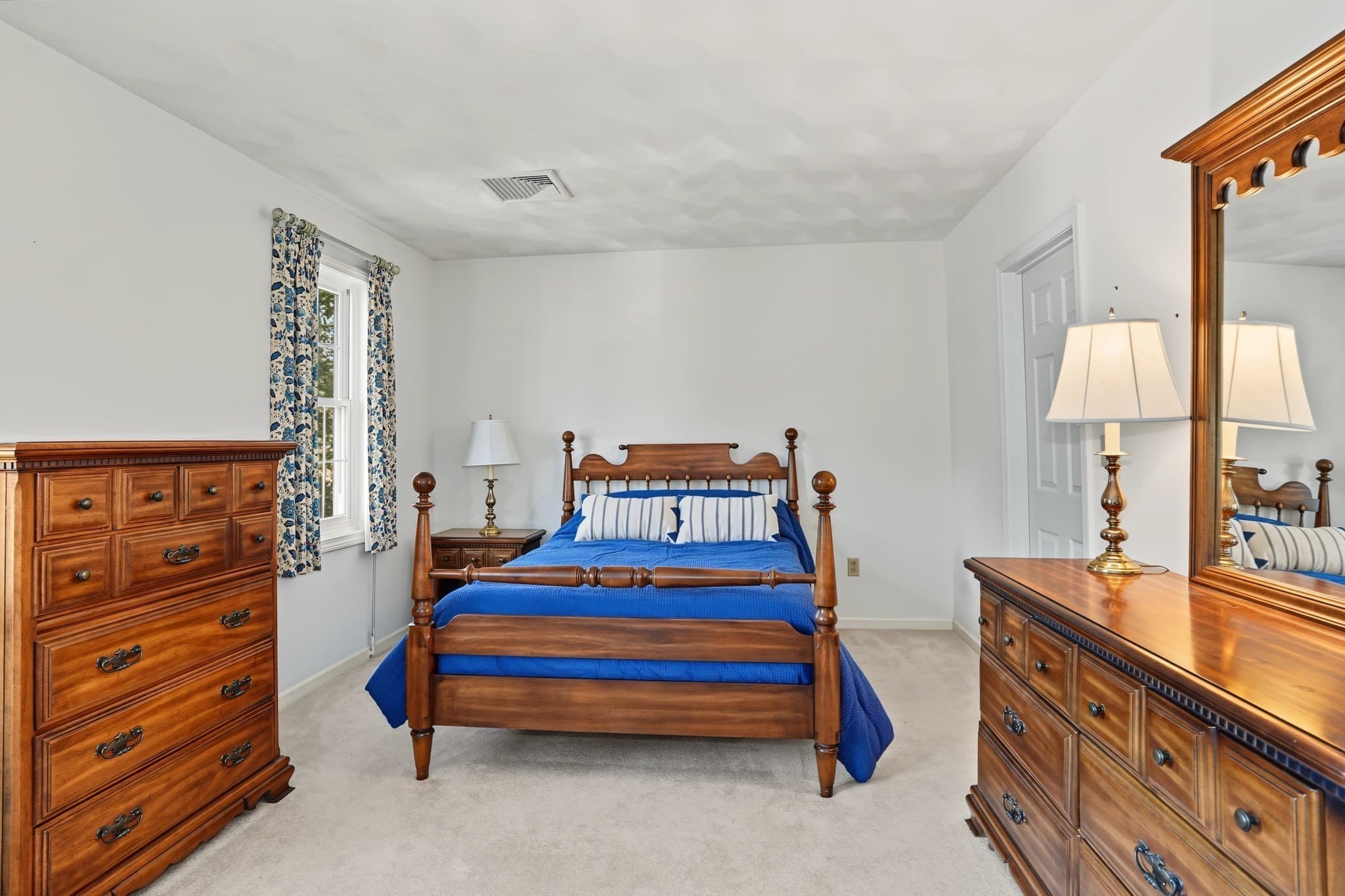 Condominium at 153 Laurelwood Drive # 153, Hopedale MA 01747, Hopedale, photo 28 of 38
