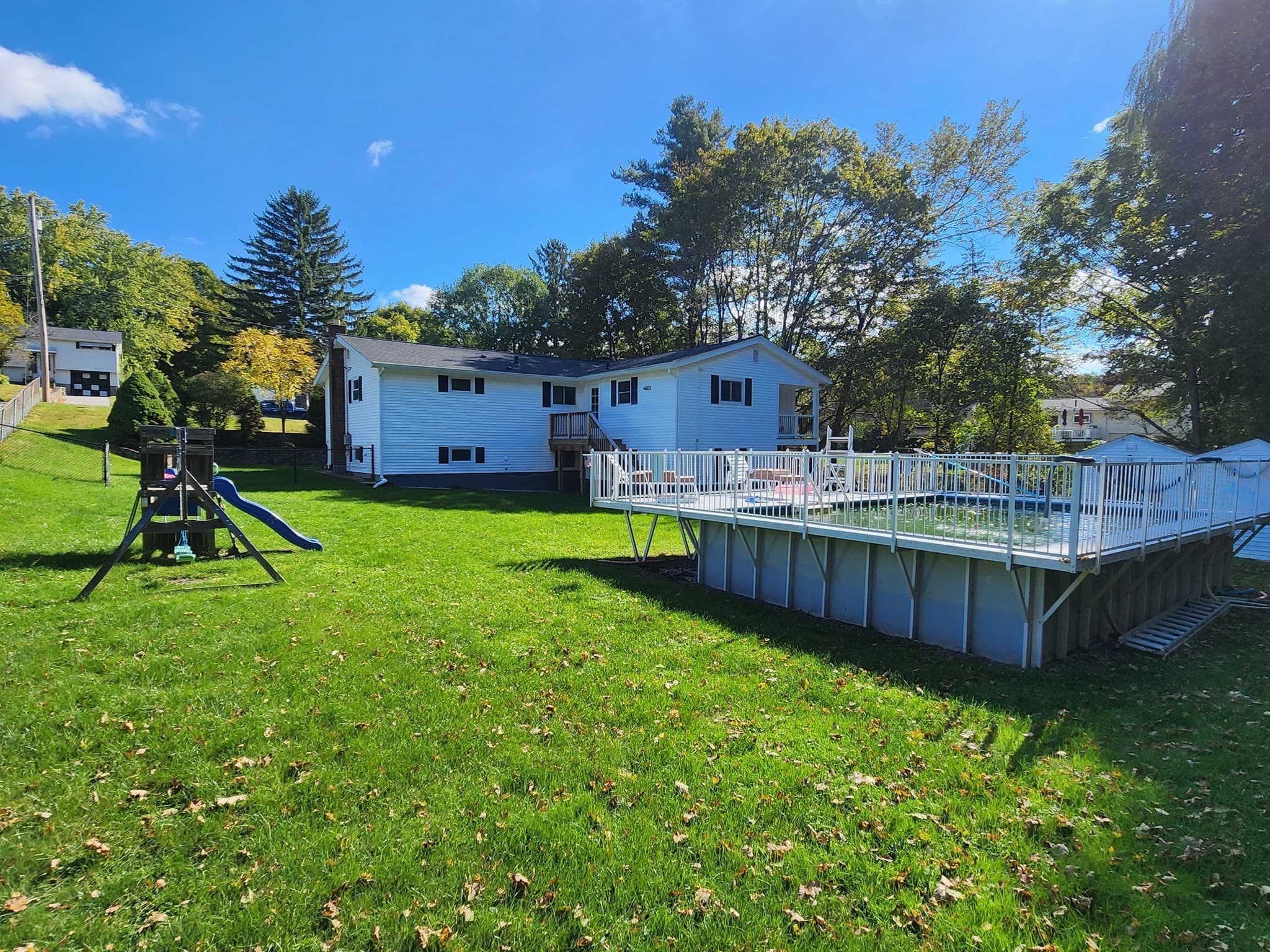 Single Family Residence at 4 Richardson Road, Hudson MA 01749, Hudson, photo 3 of 3