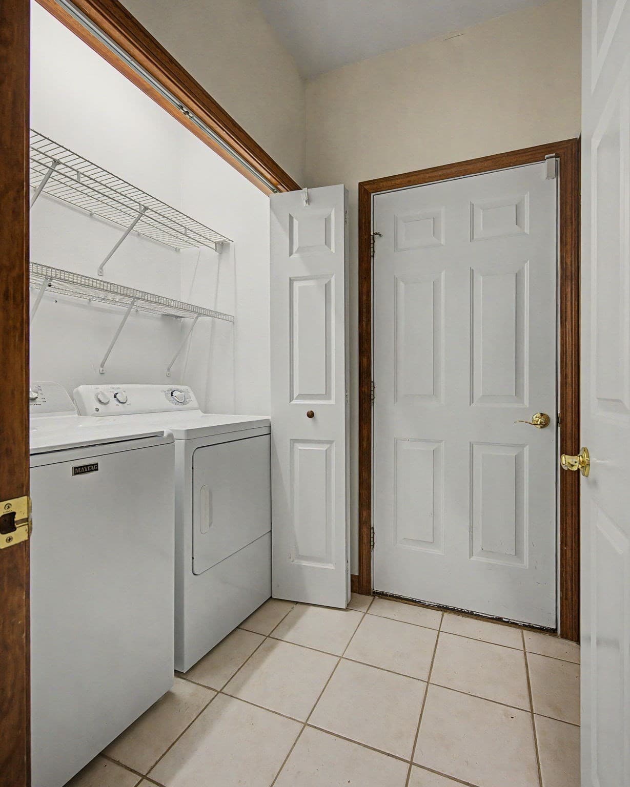 Single Family Residence at 141 Pomeroy Meadow Road, Southampton MA 01073, Southampton, photo 20 of 39