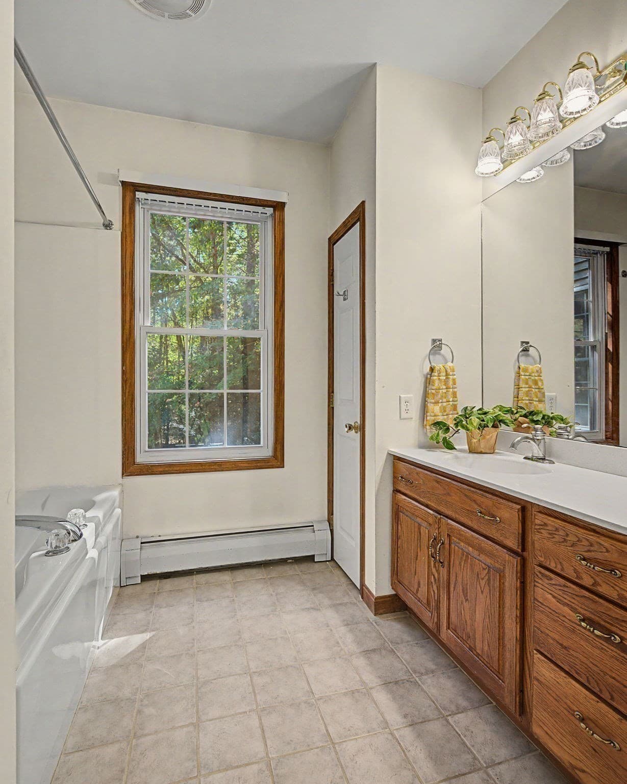 Single Family Residence at 141 Pomeroy Meadow Road, Southampton MA 01073, Southampton, photo 24 of 39