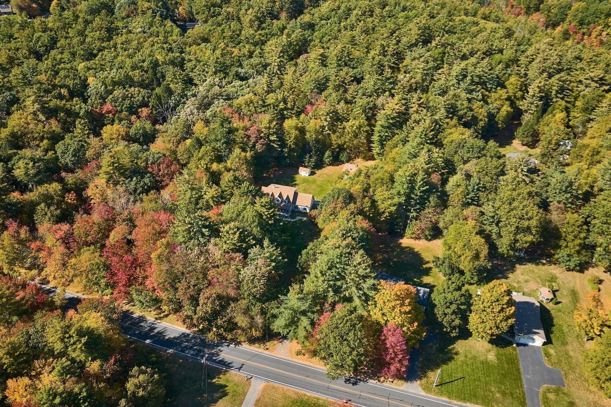 Single Family Residence at 141 Pomeroy Meadow Road, Southampton MA 01073, Southampton, photo 35 of 39