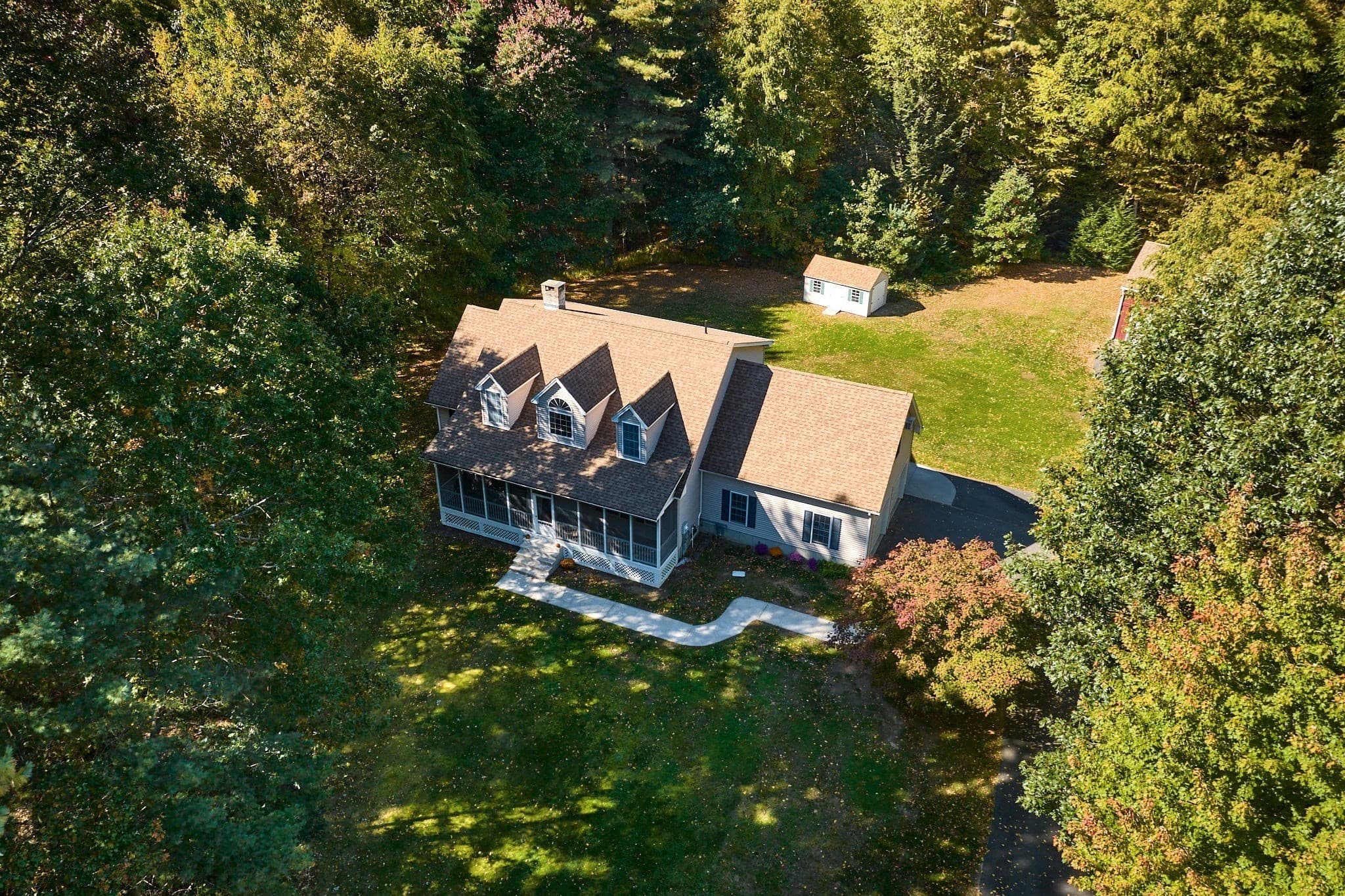 Single Family Residence at 141 Pomeroy Meadow Road, Southampton MA 01073, Southampton, photo 4 of 39