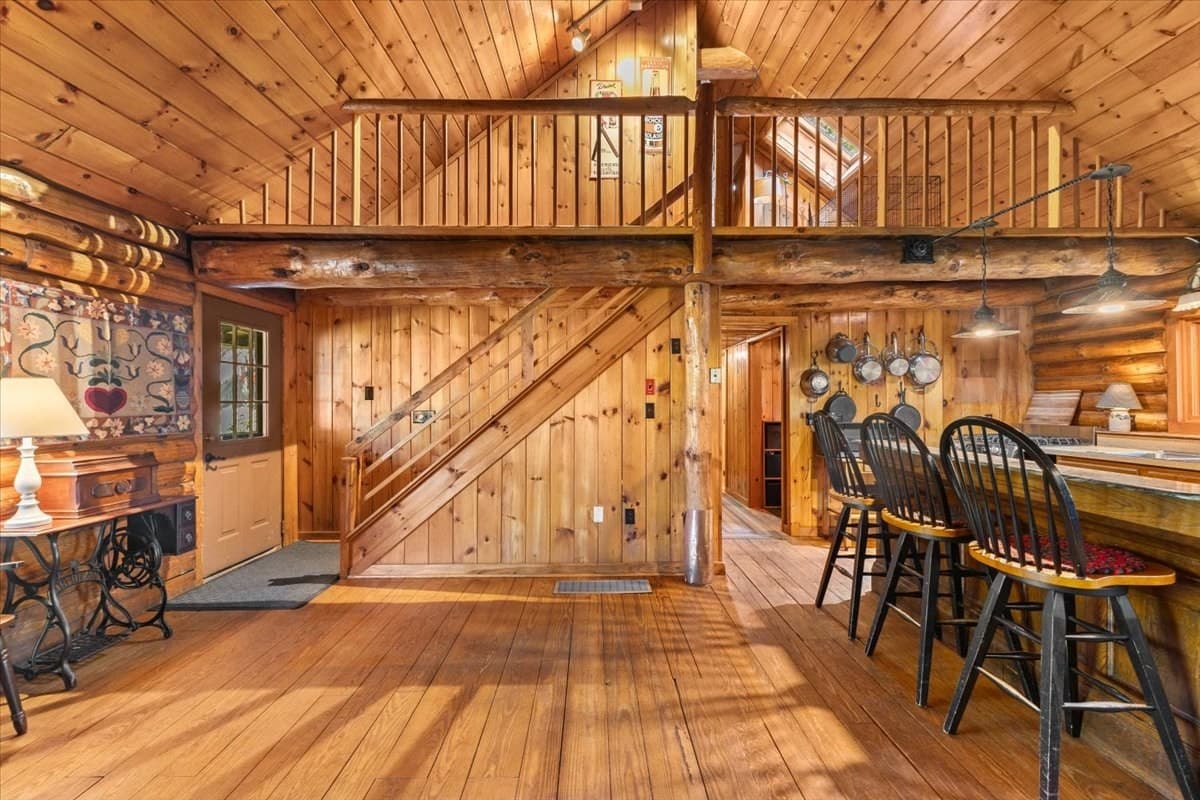 Equestrian at 127 Mendon St, Bellingham MA 02019, Bellingham, photo 13 of 40