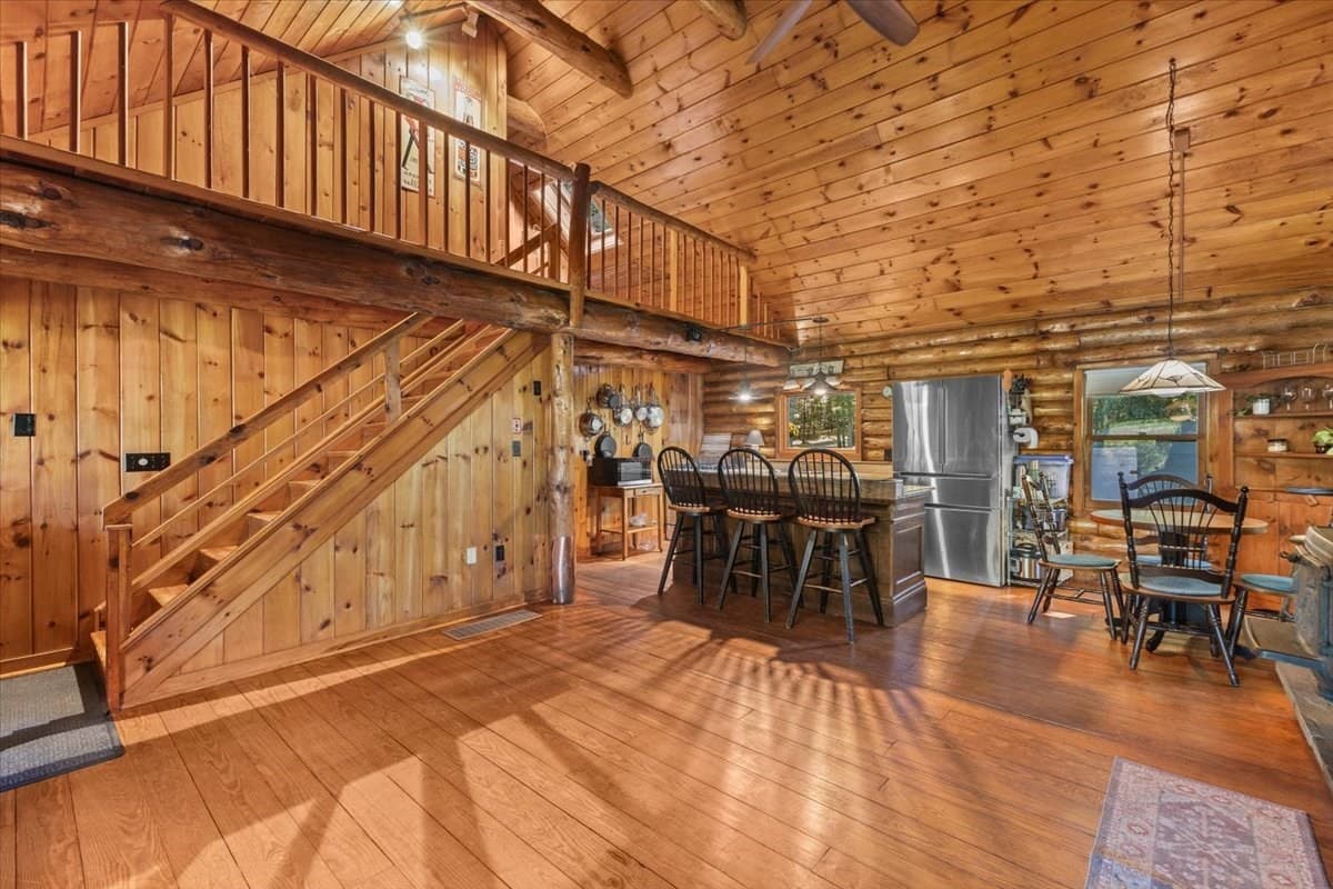 Equestrian at 127 Mendon St, Bellingham MA 02019, Bellingham, photo 12 of 40