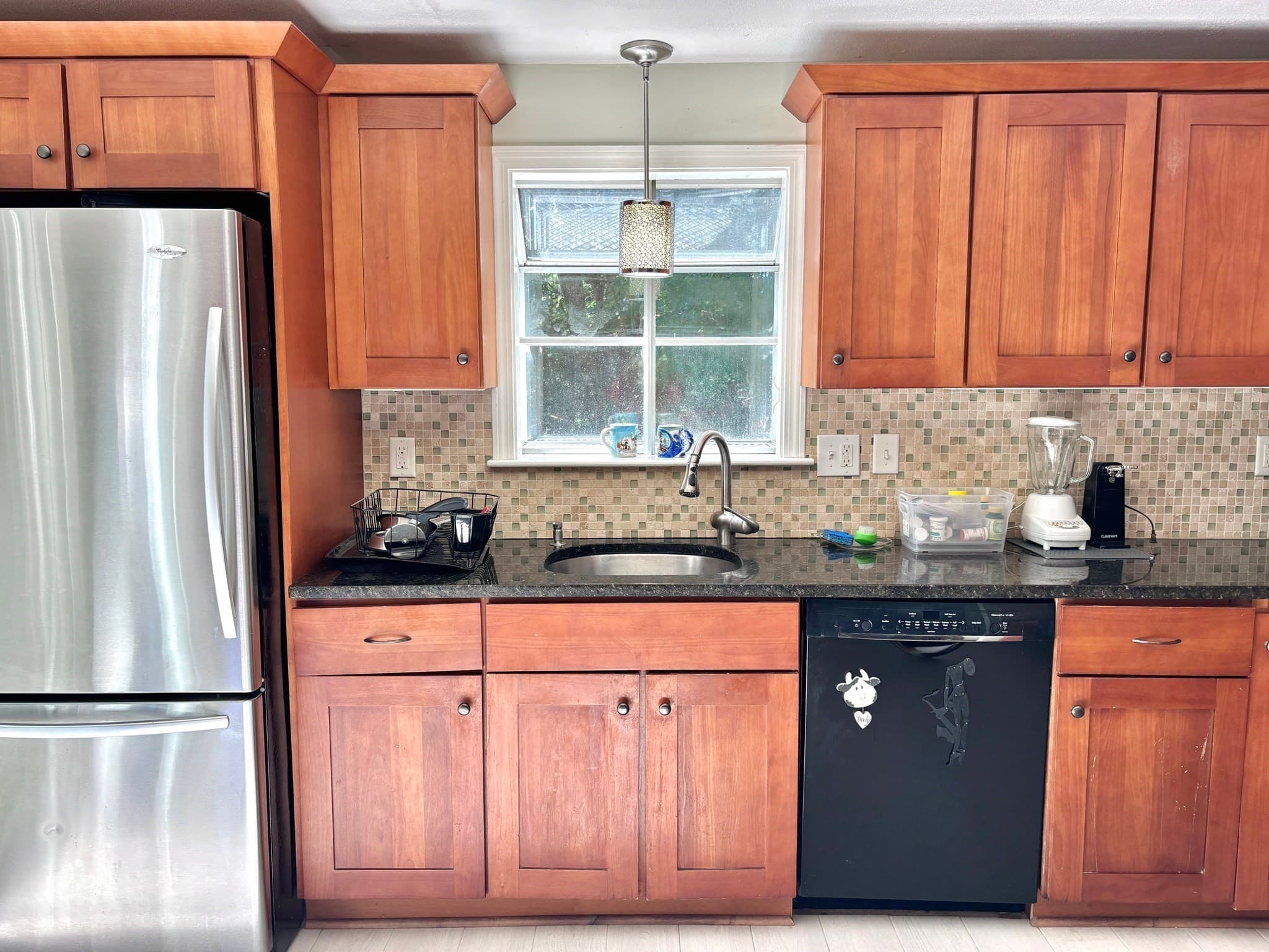 Single Family Residence at 16 Tarkiln Rd, Kingston MA 02364, Kingston, photo 3 of 39