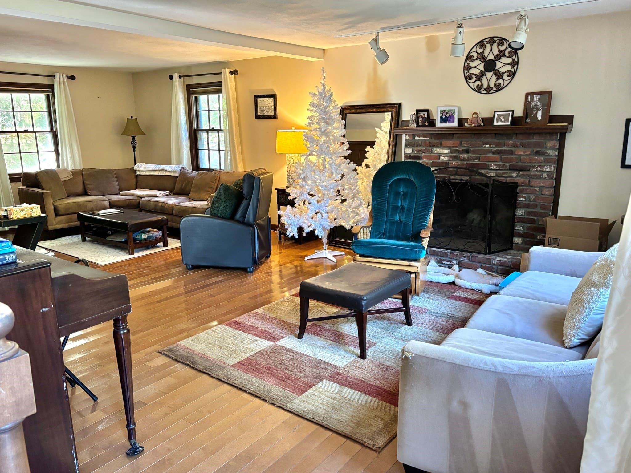Single Family Residence at 16 Tarkiln Rd, Kingston MA 02364, Kingston, photo 9 of 39