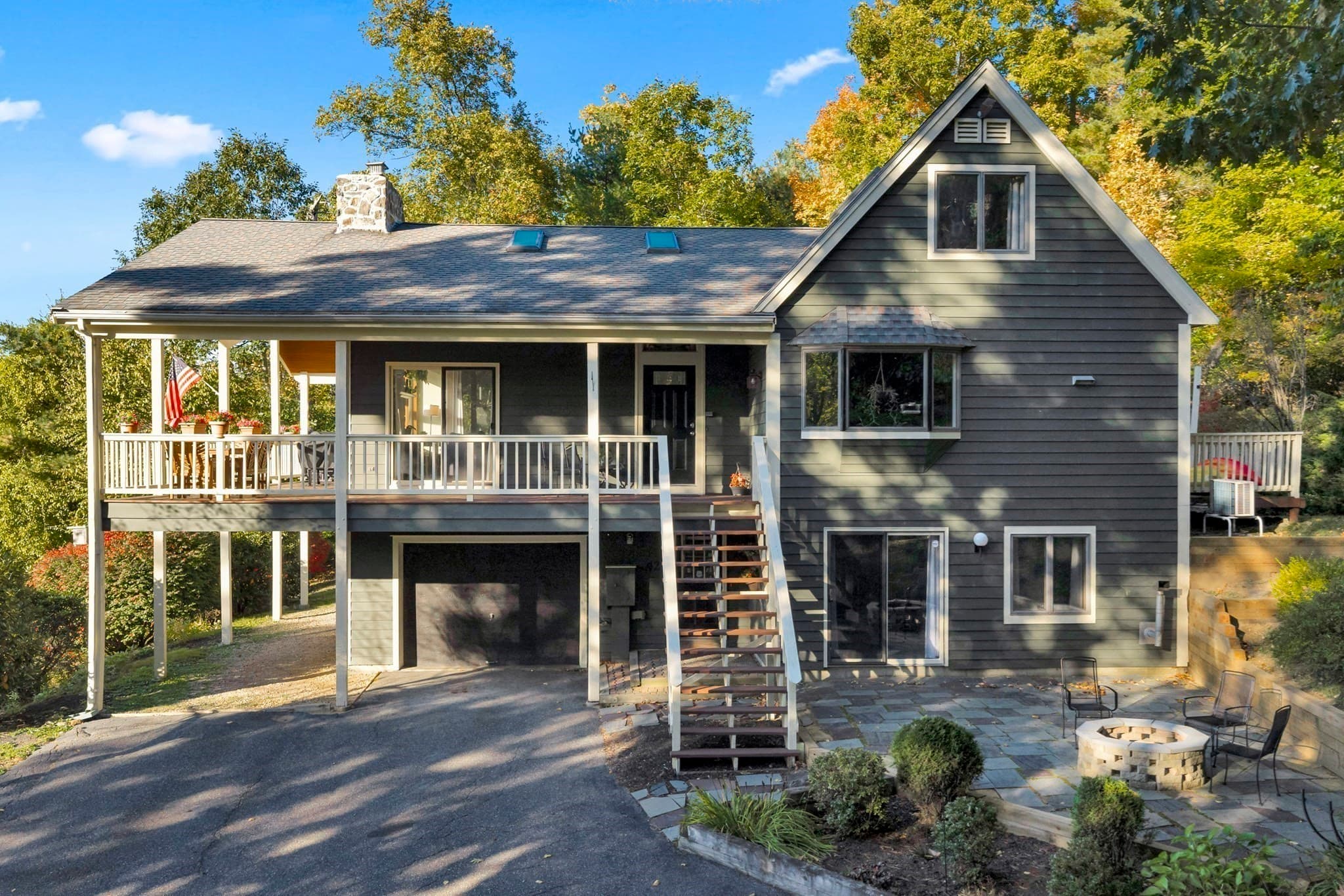 Single Family Residence at 42 Streeter Rd, Sturbridge MA 01518, Sturbridge, photo 3 of 42