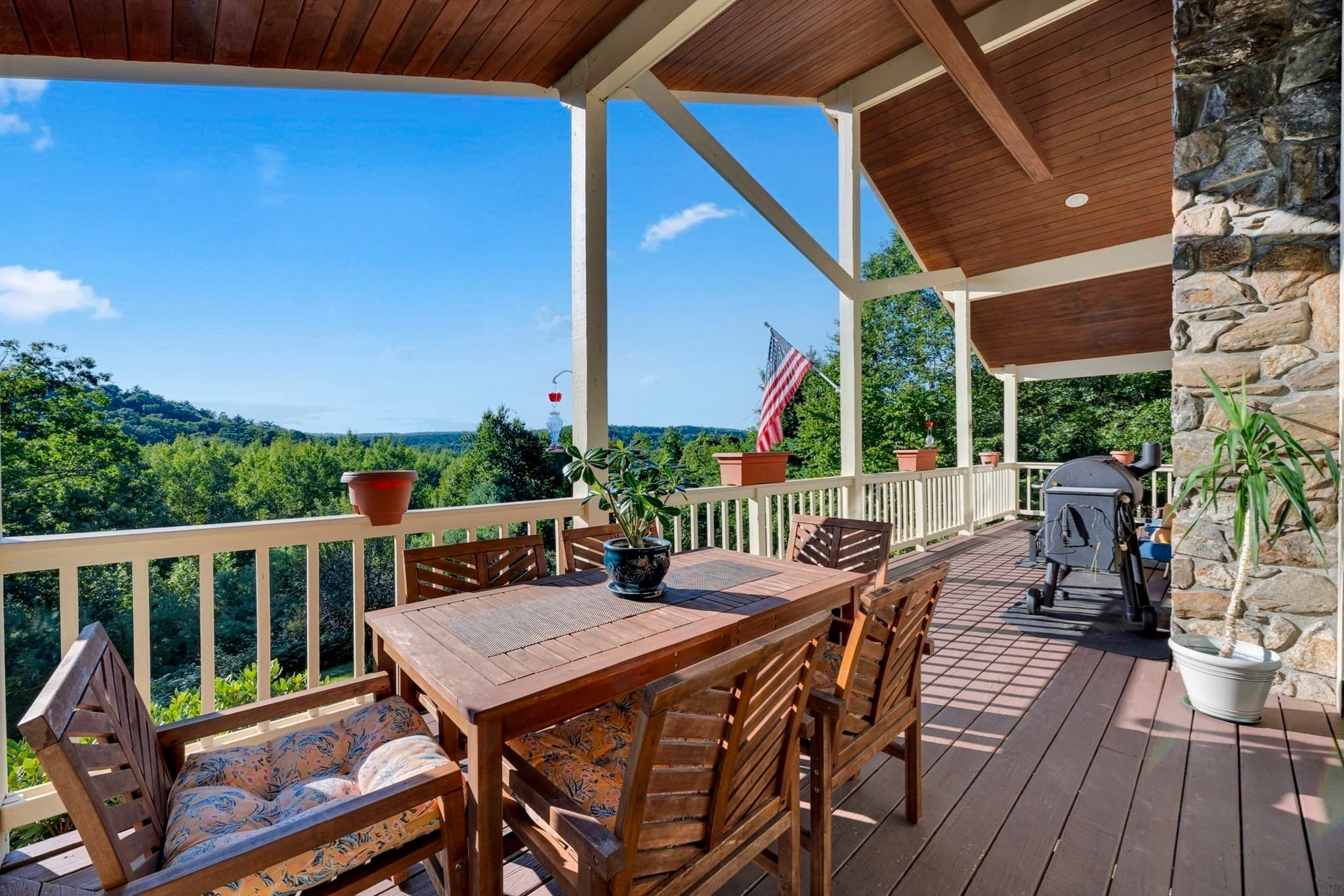 Single Family Residence at 42 Streeter Rd, Sturbridge MA 01518, Sturbridge, photo 4 of 42
