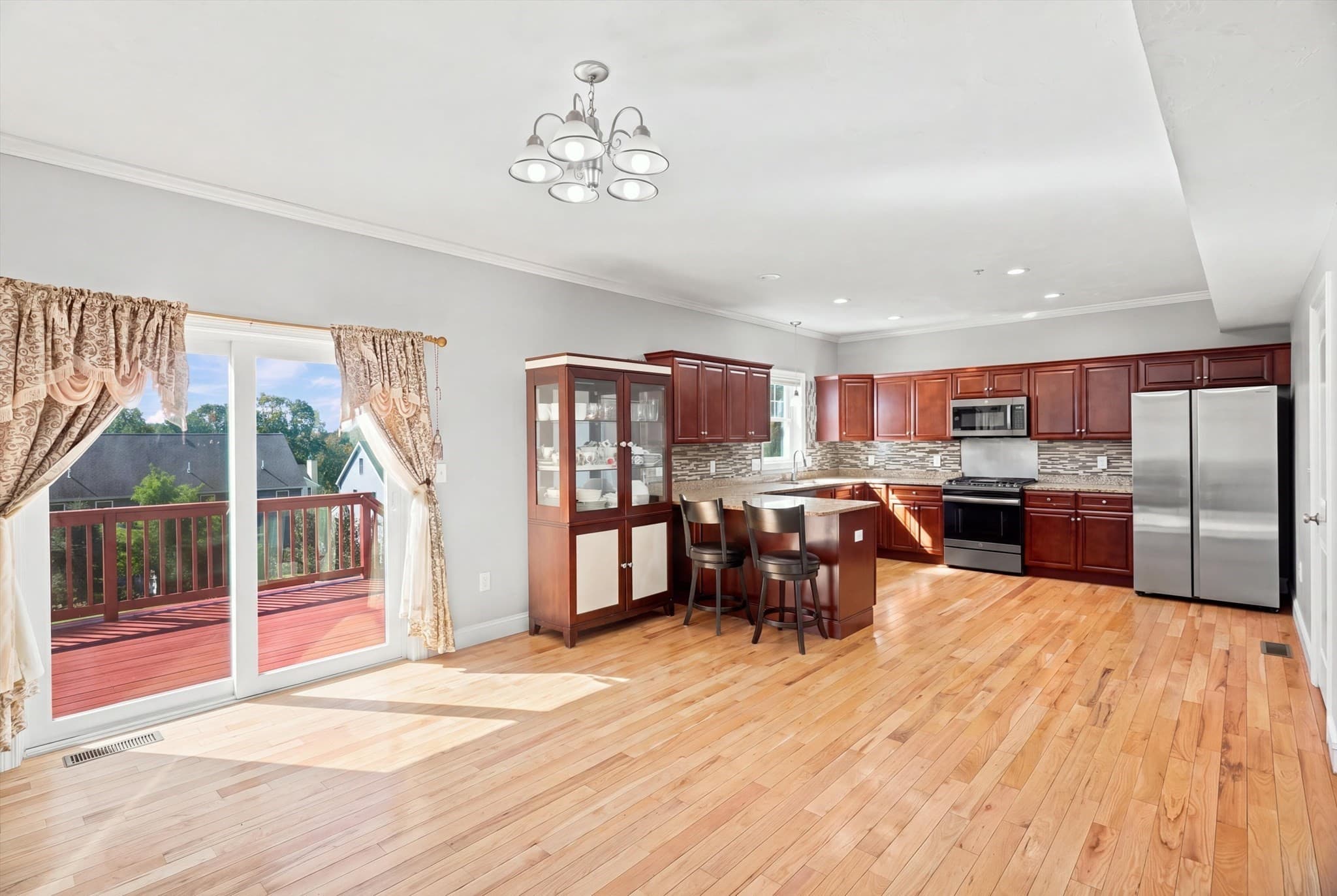 Condominium at 2 Mackenzie Way, Haverhill MA 01832, Haverhill, photo 12 of 40
