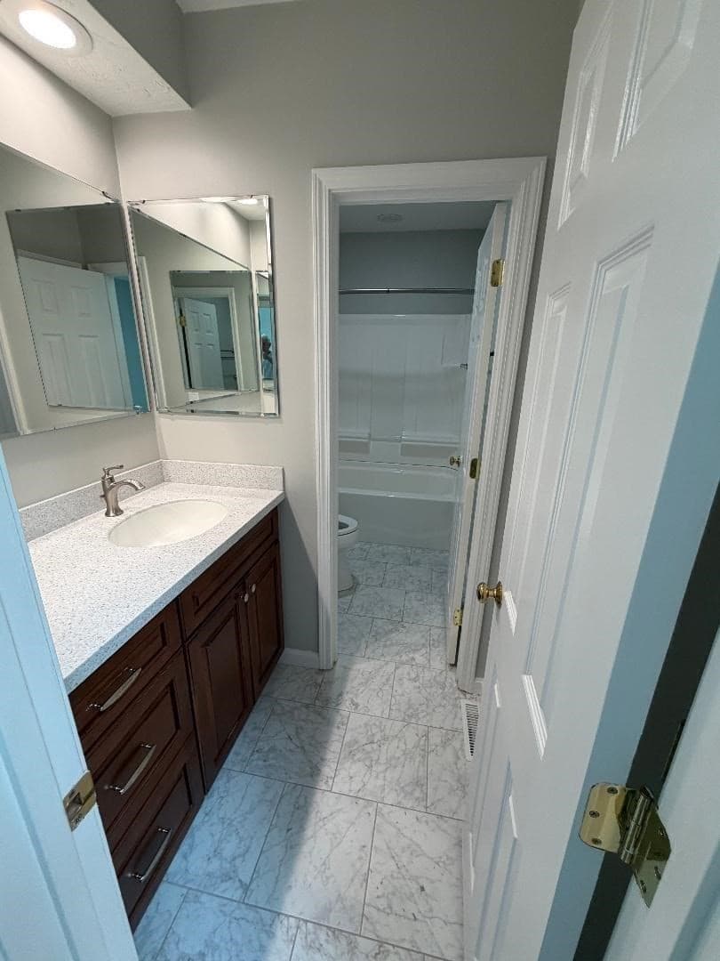 Condominium at 27 Church St # 11, Weymouth MA 02189, Weymouth, photo 11 of 16