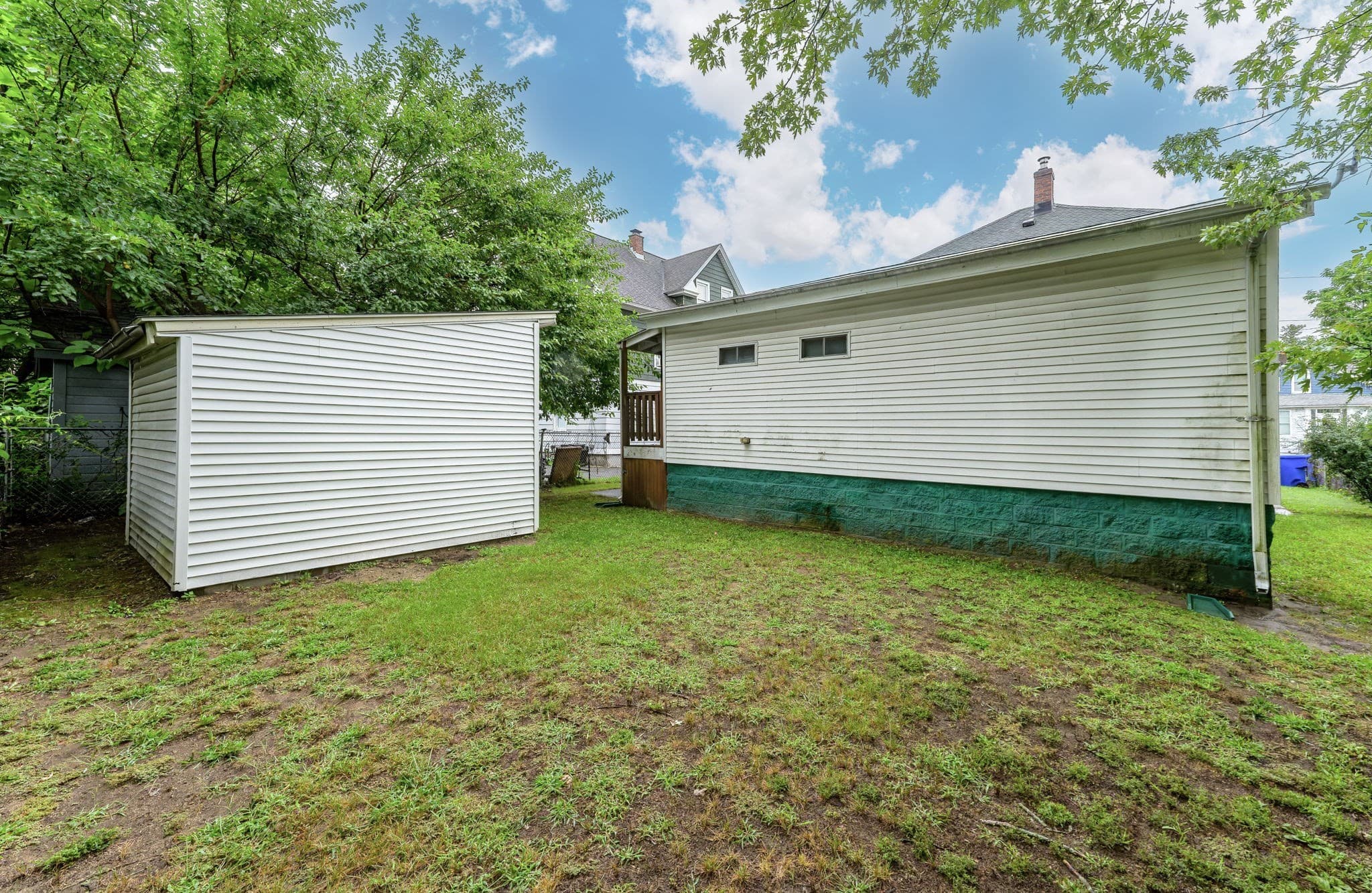 Single Family Residence at 26 Denton Cir, Springfield MA 01104, Springfield, photo 6 of 34