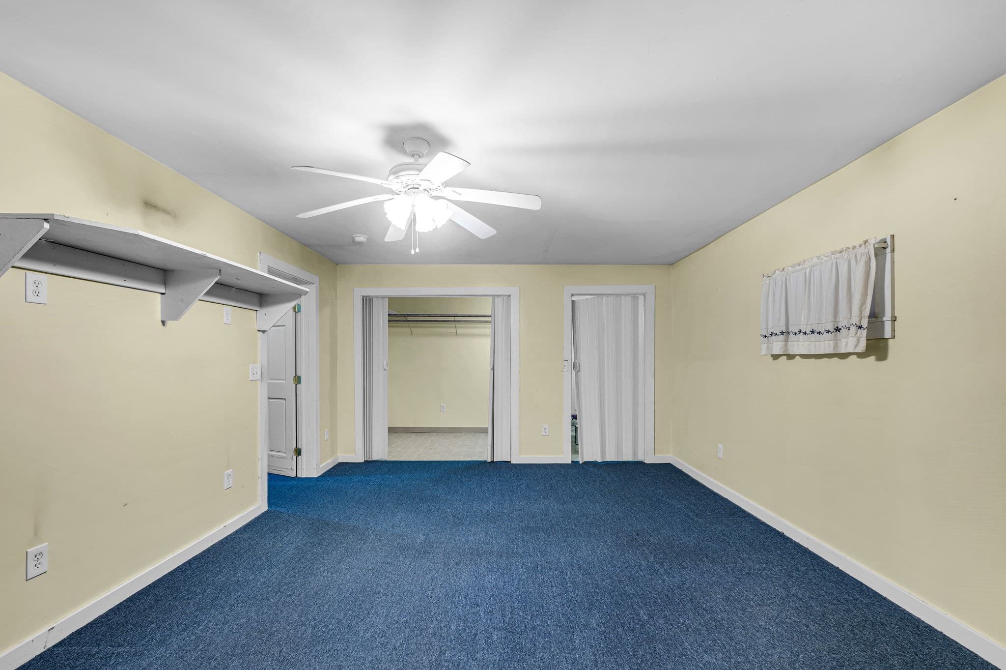 Single Family Residence at 26 Denton Cir, Springfield MA 01104, Springfield, photo 20 of 34