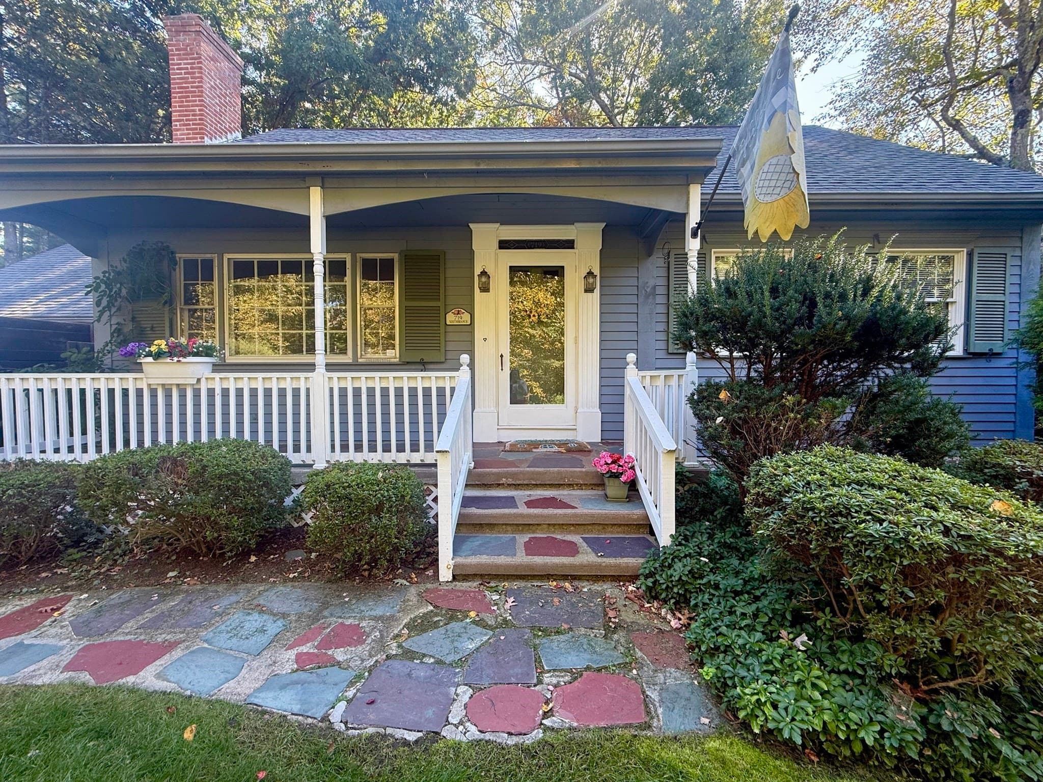 Single Family Residence at 719 South Branch Parkway, Springfield MA 01118, Springfield, photo 2 of 41