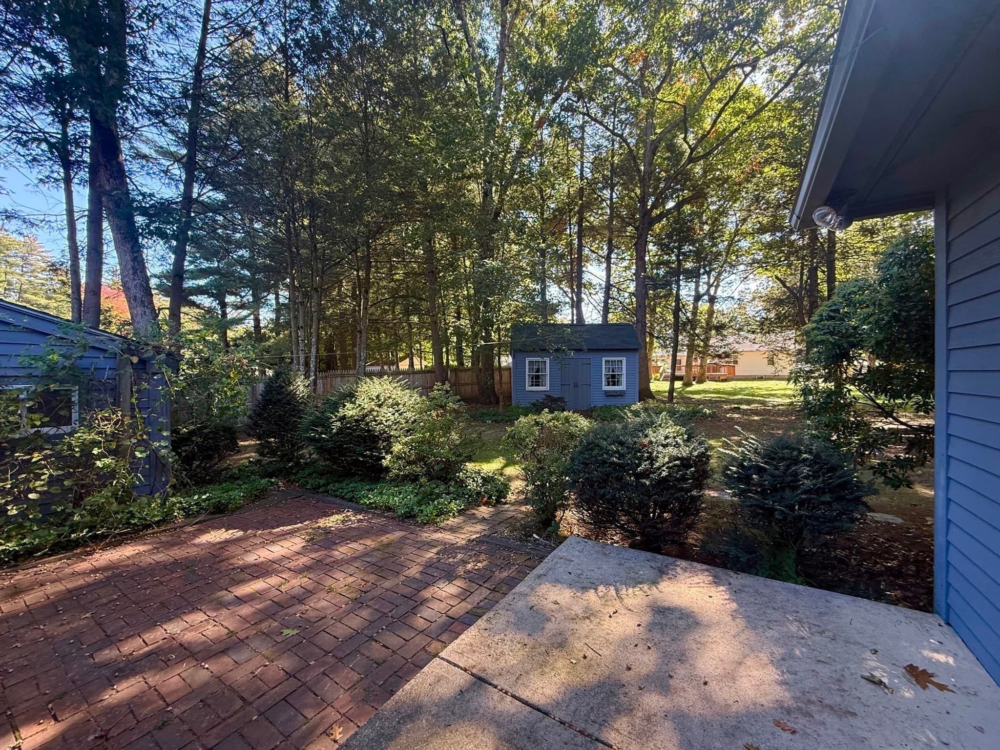 Single Family Residence at 719 South Branch Parkway, Springfield MA 01118, Springfield, photo 7 of 41