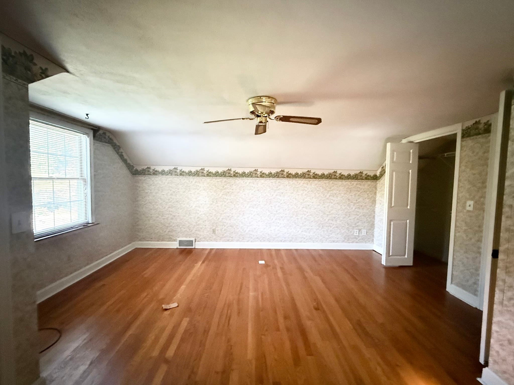 Single Family Residence at 719 South Branch Parkway, Springfield MA 01118, Springfield, photo 30 of 41