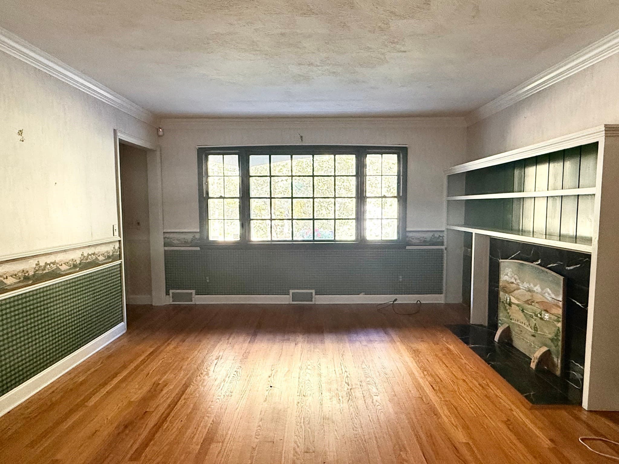 Single Family Residence at 719 South Branch Parkway, Springfield MA 01118, Springfield, photo 14 of 41