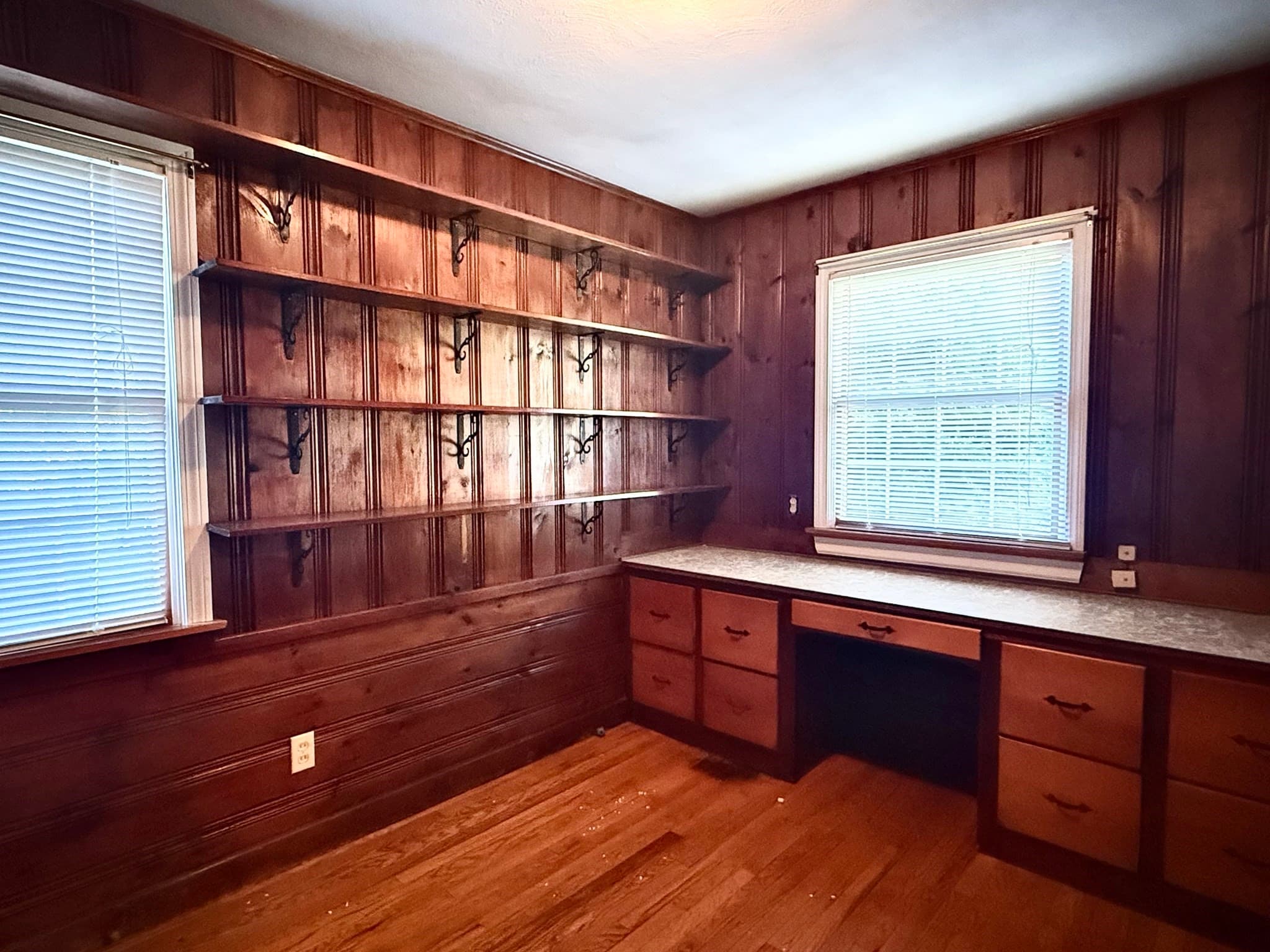Single Family Residence at 719 South Branch Parkway, Springfield MA 01118, Springfield, photo 25 of 41