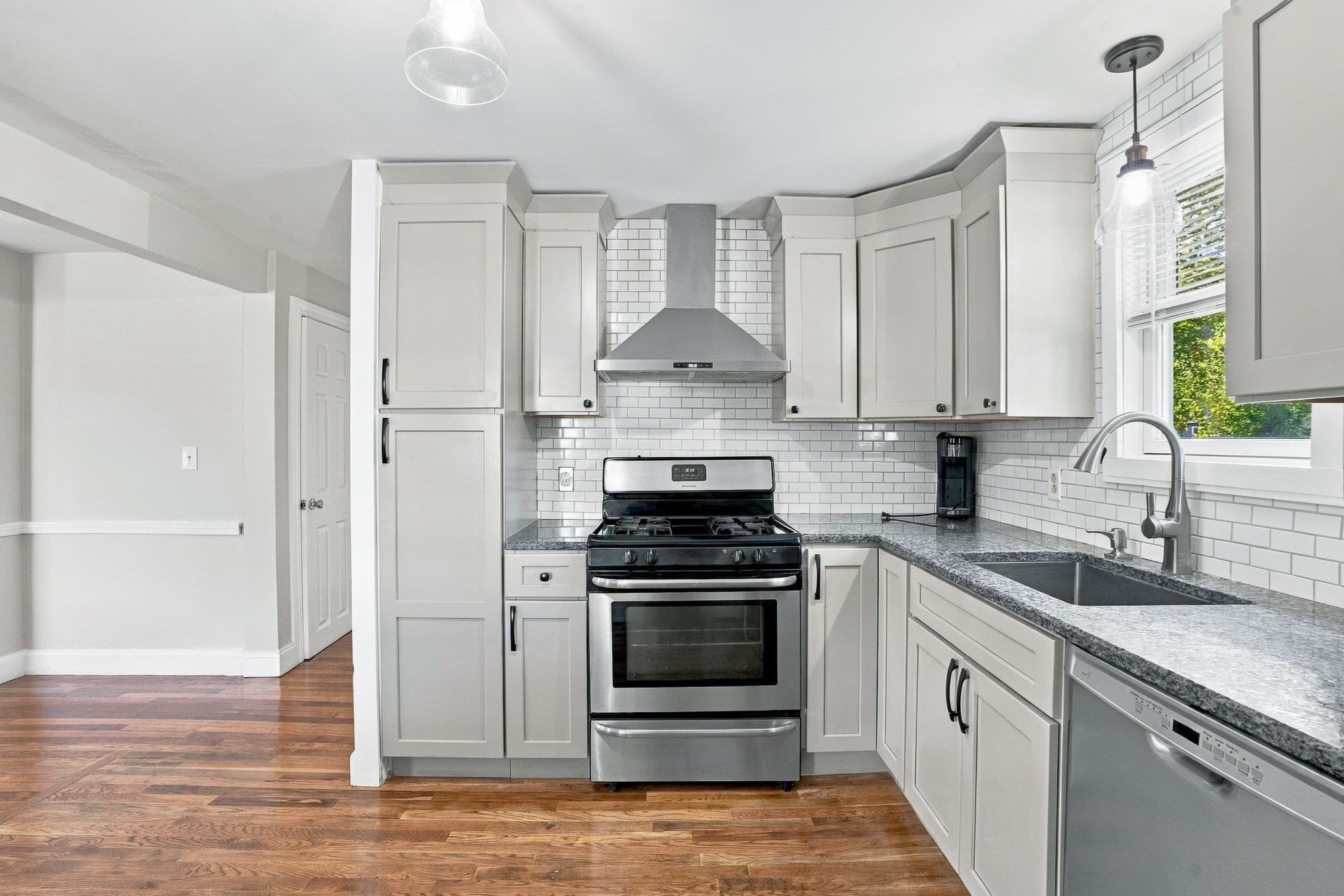 Single Family Residence at 244 Mechanic St, Foxboro MA 02035, Foxboro, photo 3 of 28