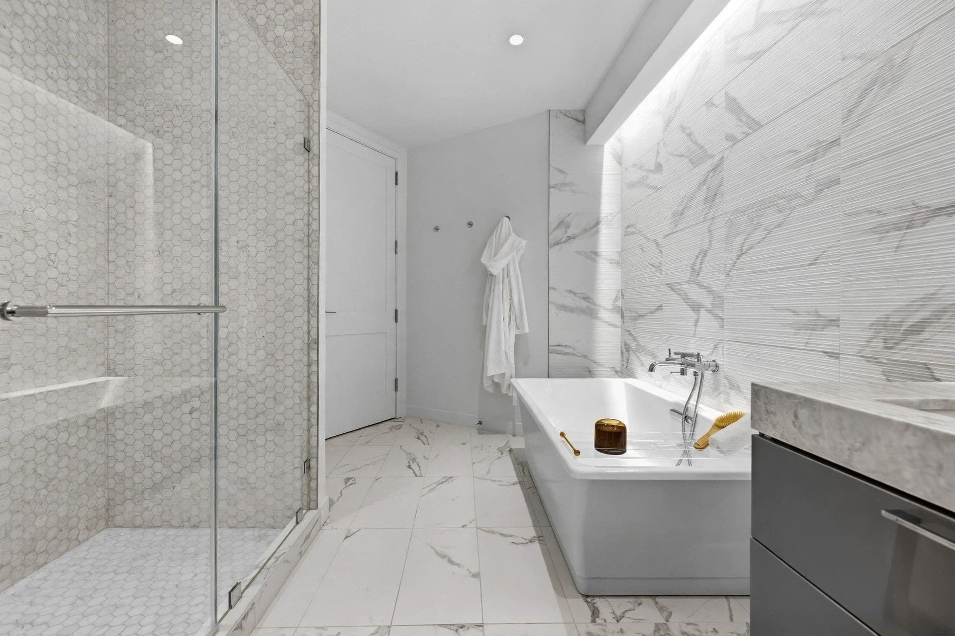 Condominium at 300 Pier 4 Blvd, Boston MA 02210, Boston, photo 20 of 42