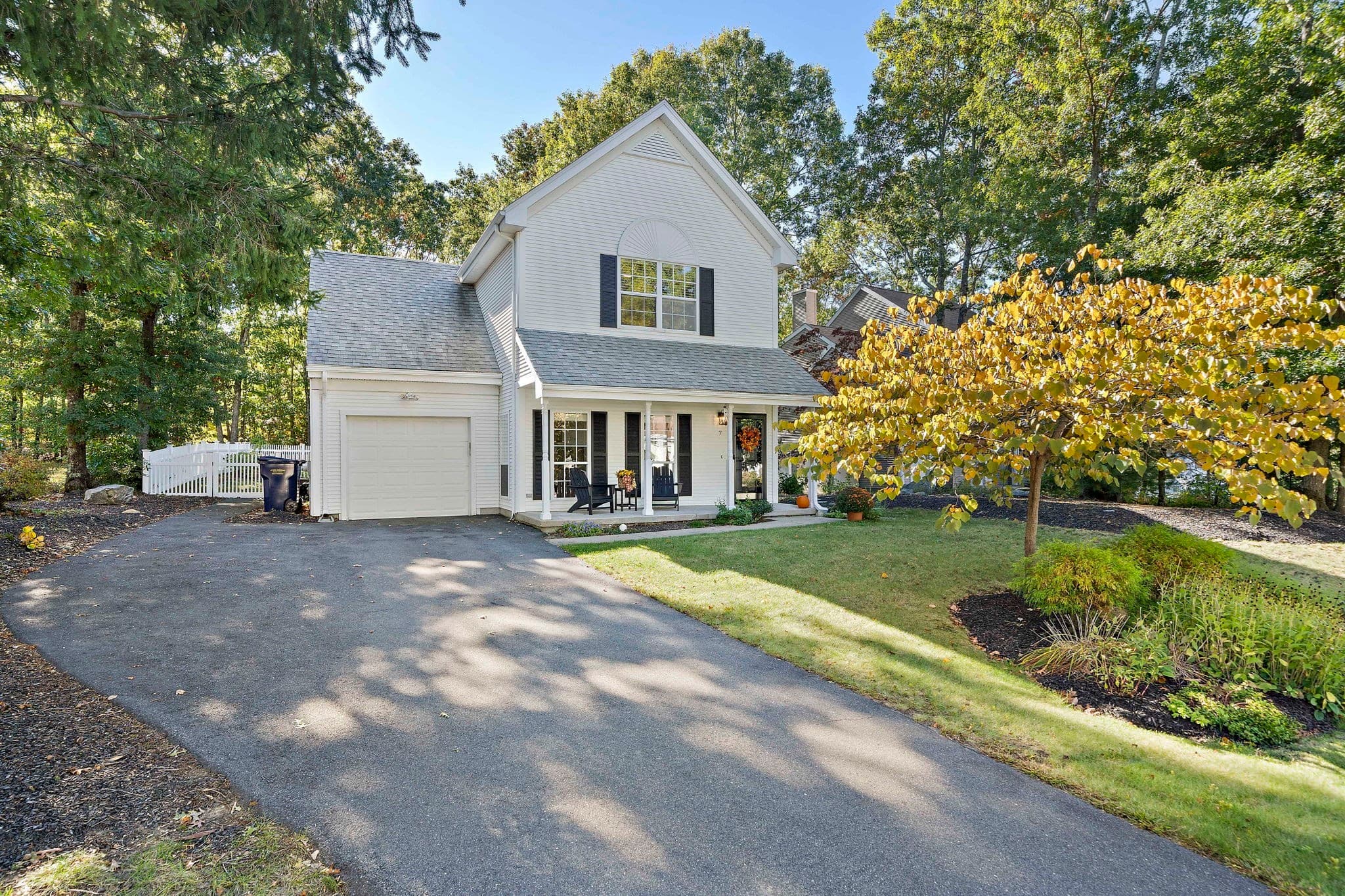 Single Family Residence at 7 Ouimet Ln, Foxboro MA 02035, Foxboro, photo 2 of 37