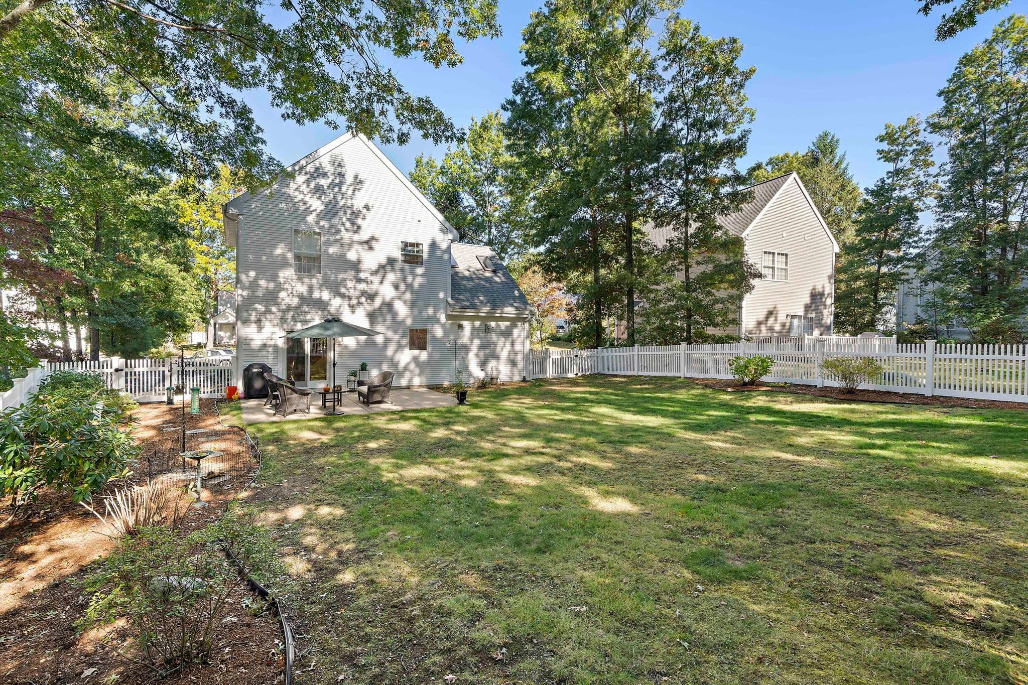 Single Family Residence at 7 Ouimet Ln, Foxboro MA 02035, Foxboro, photo 32 of 37