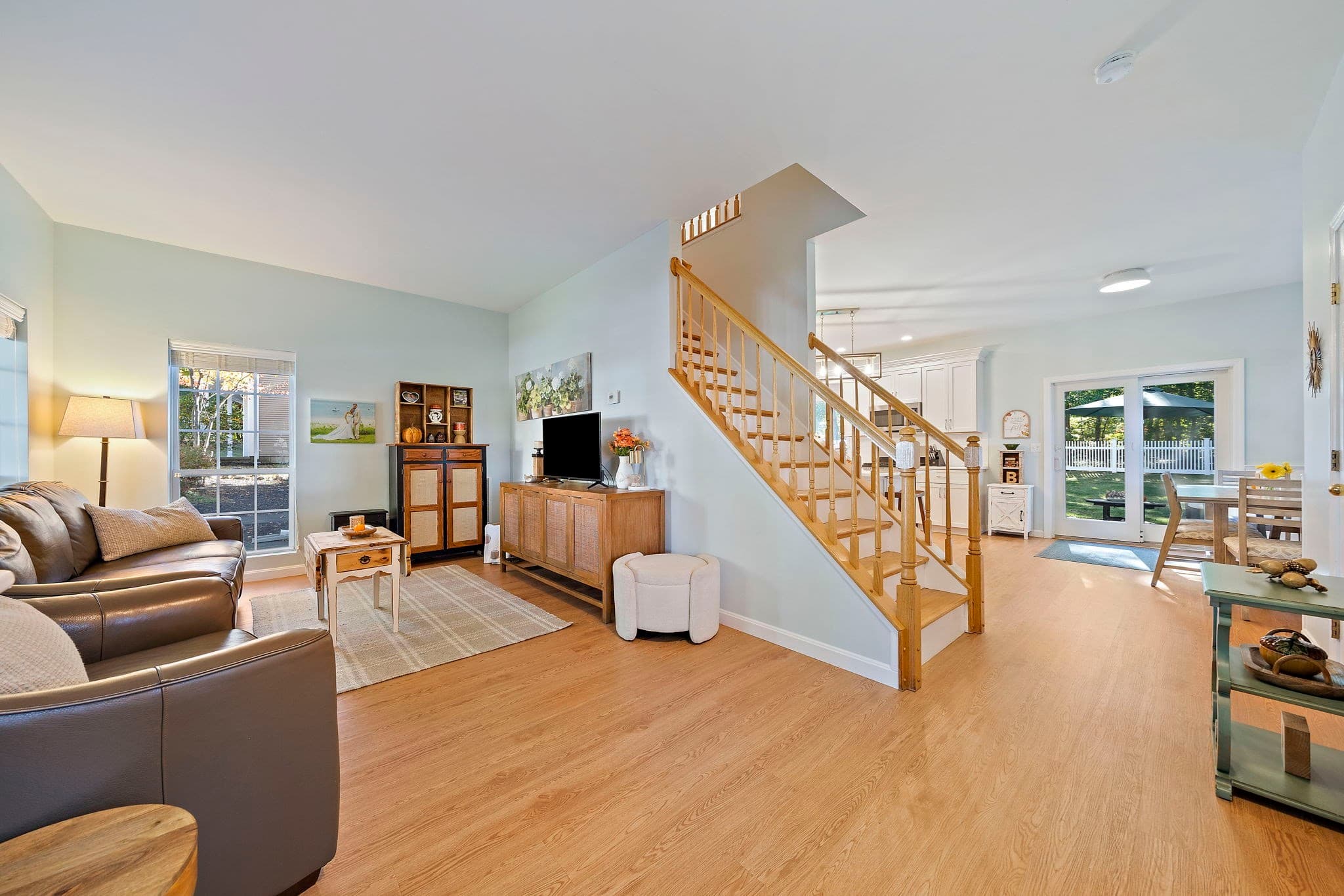 Single Family Residence at 7 Ouimet Ln, Foxboro MA 02035, Foxboro, photo 9 of 37