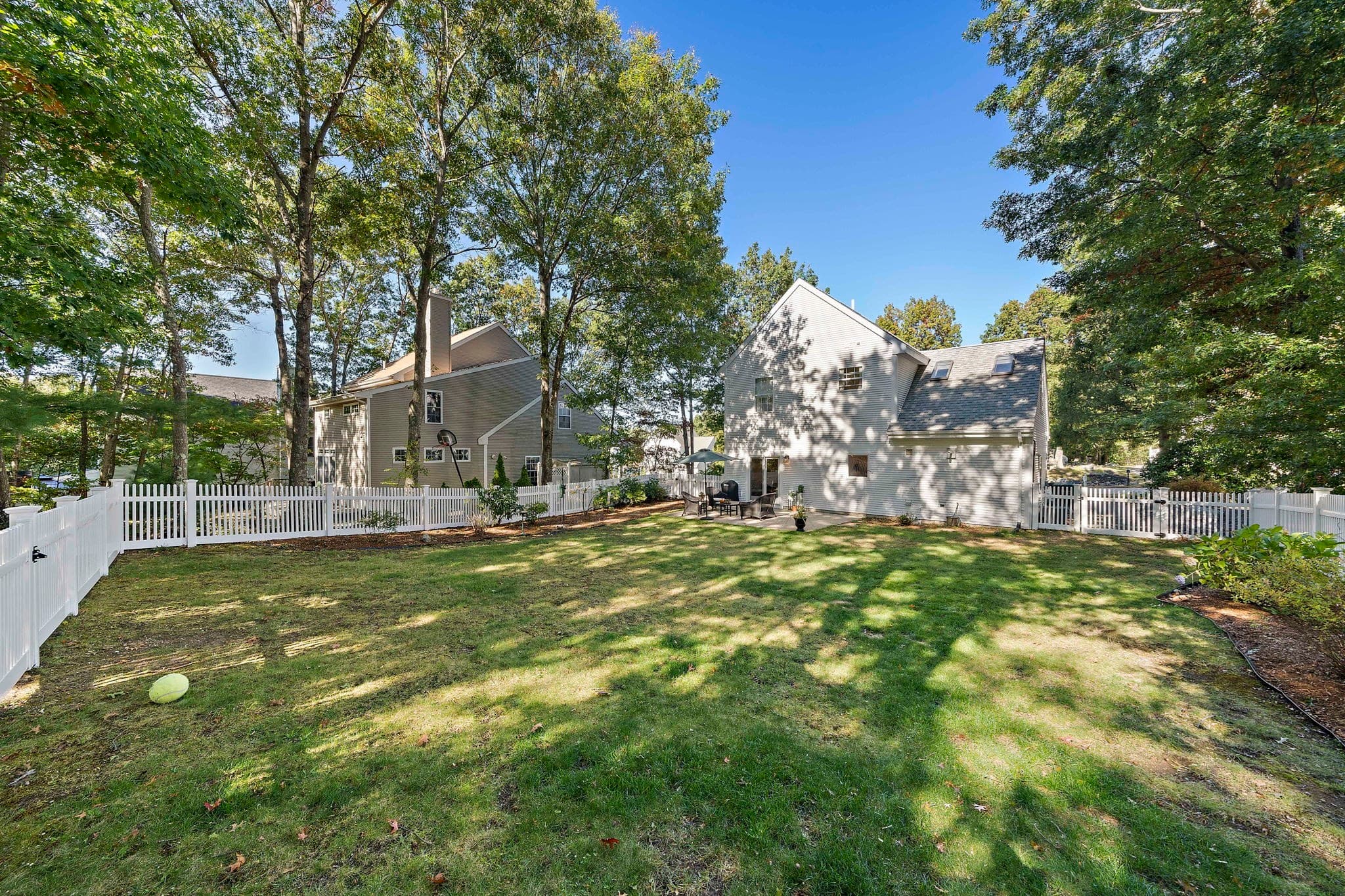 Single Family Residence at 7 Ouimet Ln, Foxboro MA 02035, Foxboro, photo 33 of 37