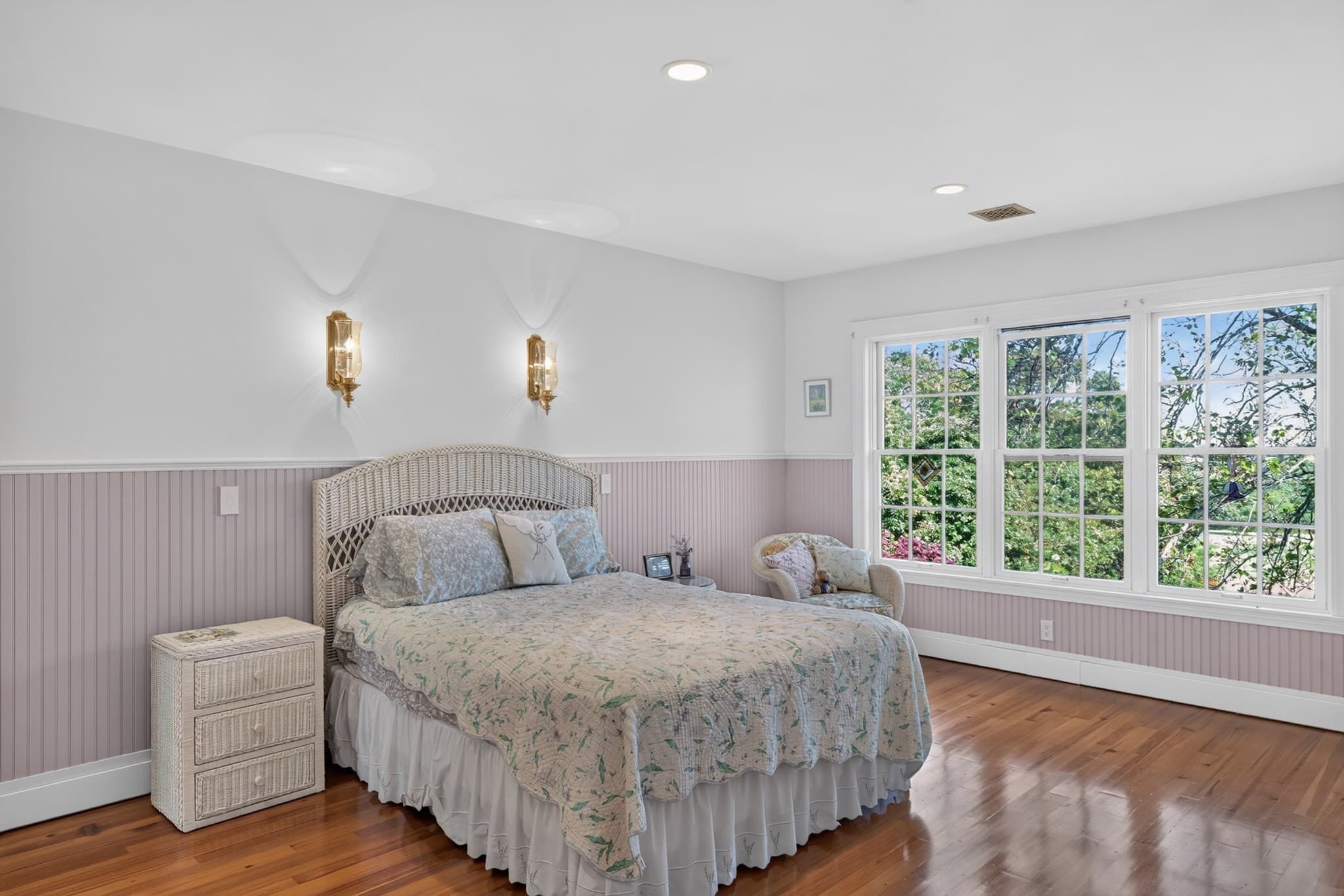 Single Family Residence at 4 Garrett Way, Edgartown MA 02539, Edgartown, photo 32 of 42