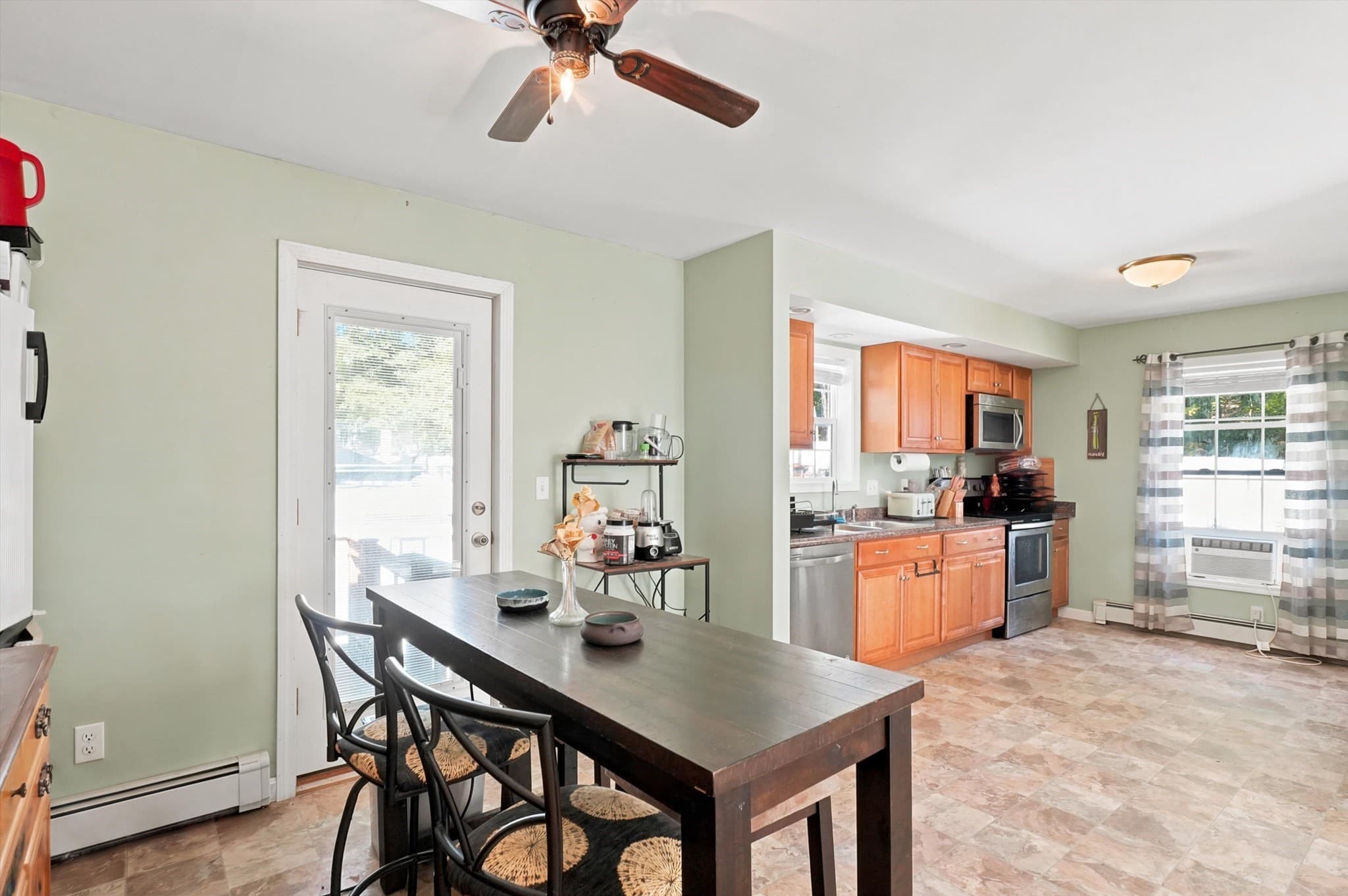 Single Family Residence at 21 Browns Brook Rd, Webster MA 01570, Webster, photo 16 of 29