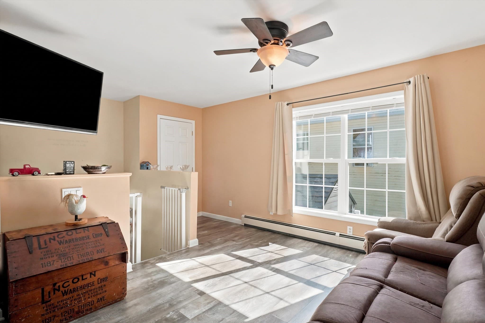 Single Family Residence at 21 Browns Brook Rd, Webster MA 01570, Webster, photo 7 of 29