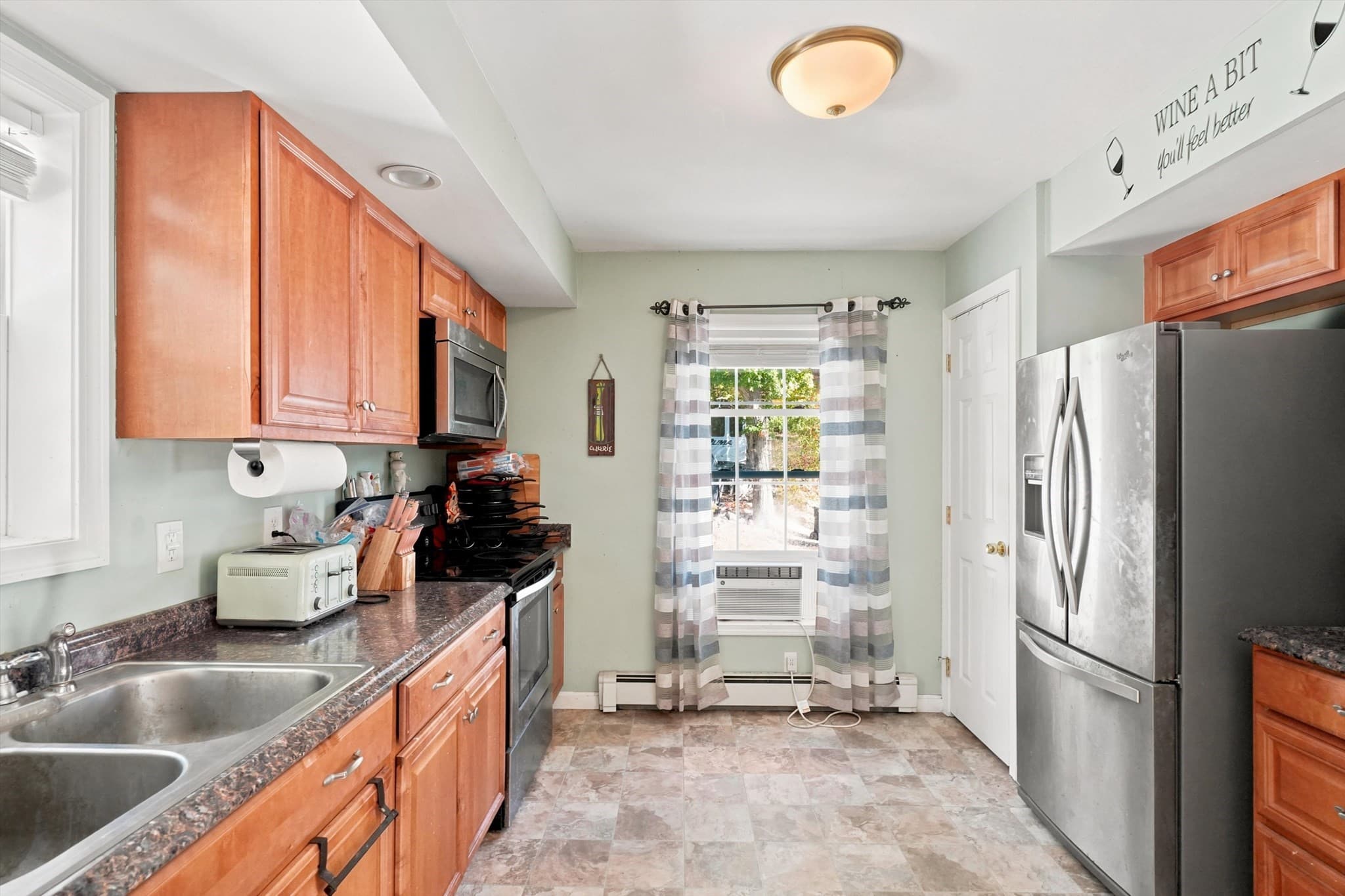 Single Family Residence at 21 Browns Brook Rd, Webster MA 01570, Webster, photo 11 of 29