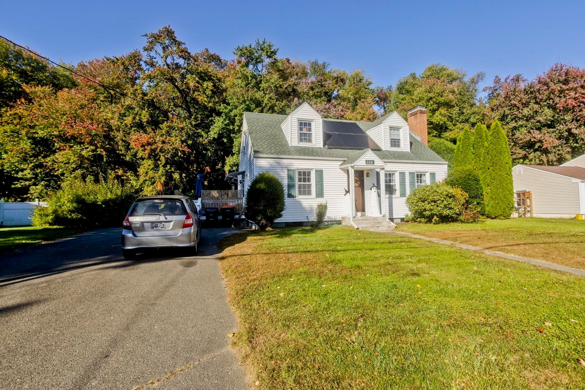 Single Family Residence at 119 Florida Dr, Agawam MA 01001, Agawam, photo 3 of 32