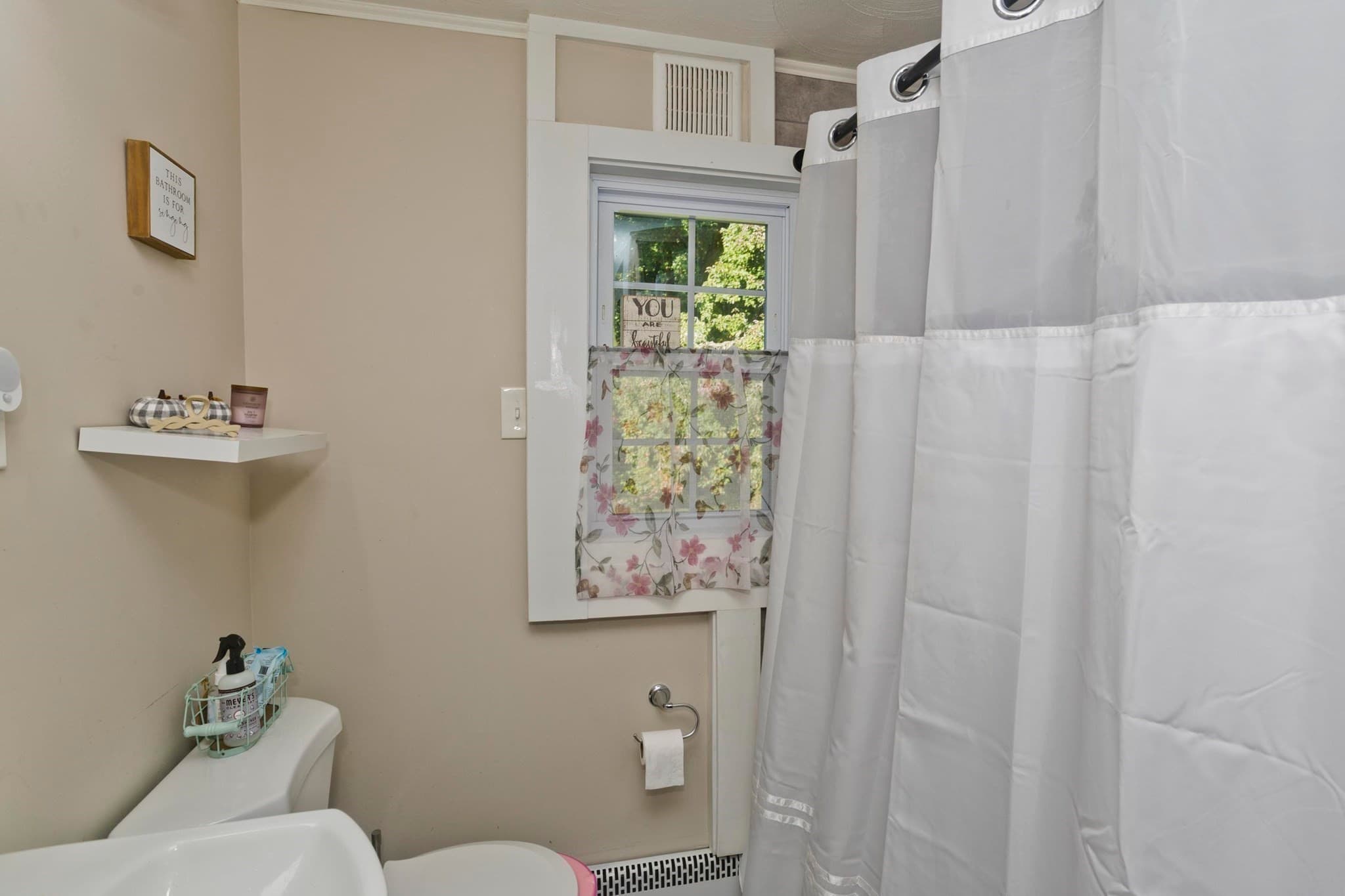 Single Family Residence at 119 Florida Dr, Agawam MA 01001, Agawam, photo 19 of 32