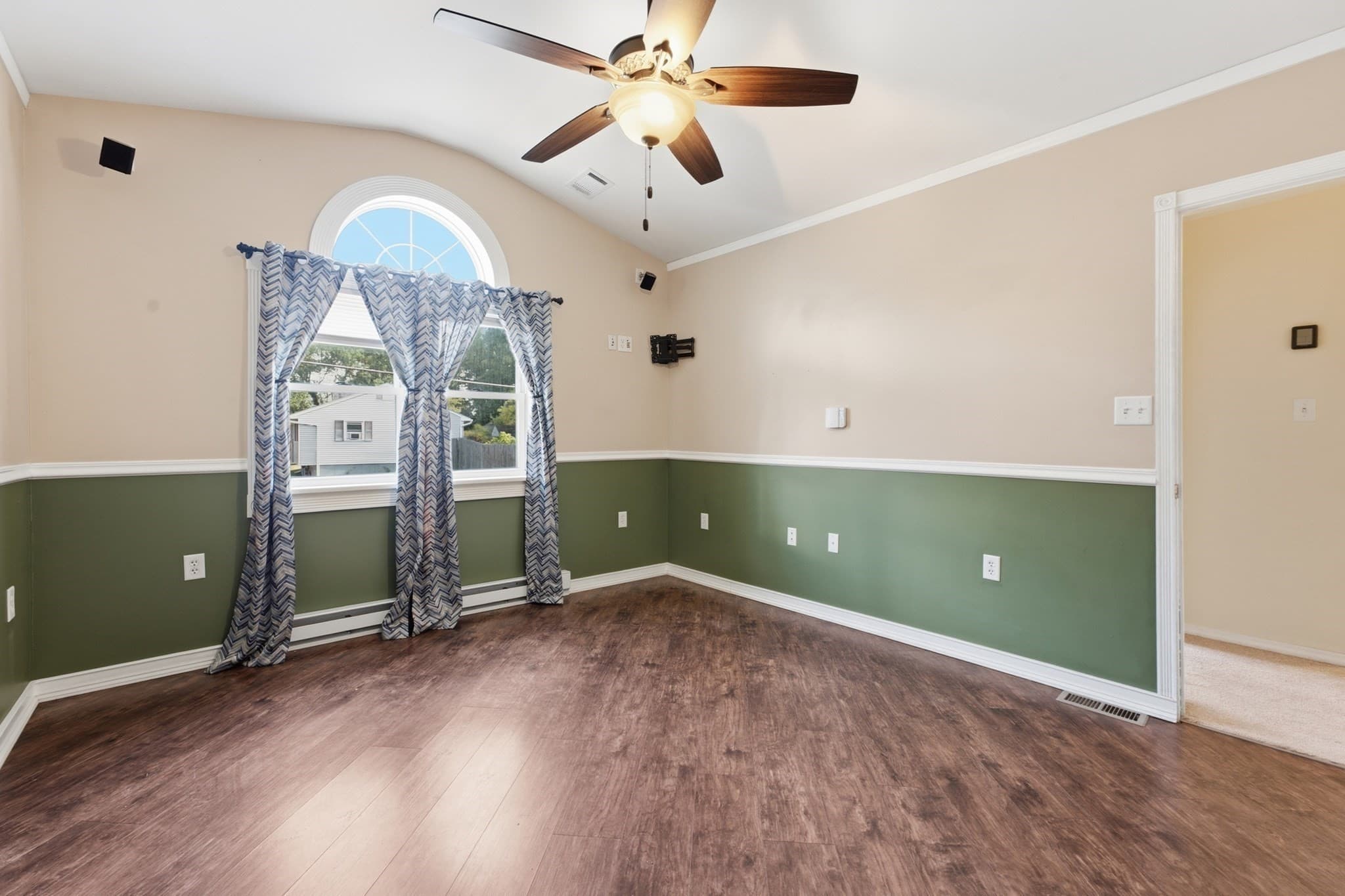 Single Family Residence at 66 Barrison St, Springfield MA 01109, Springfield, photo 23 of 42