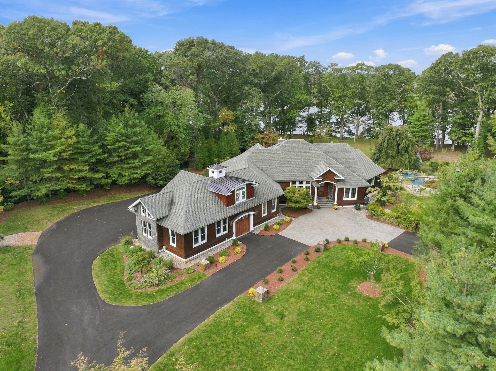 46 Pojac Point Rd, North Kingstown RI 02852