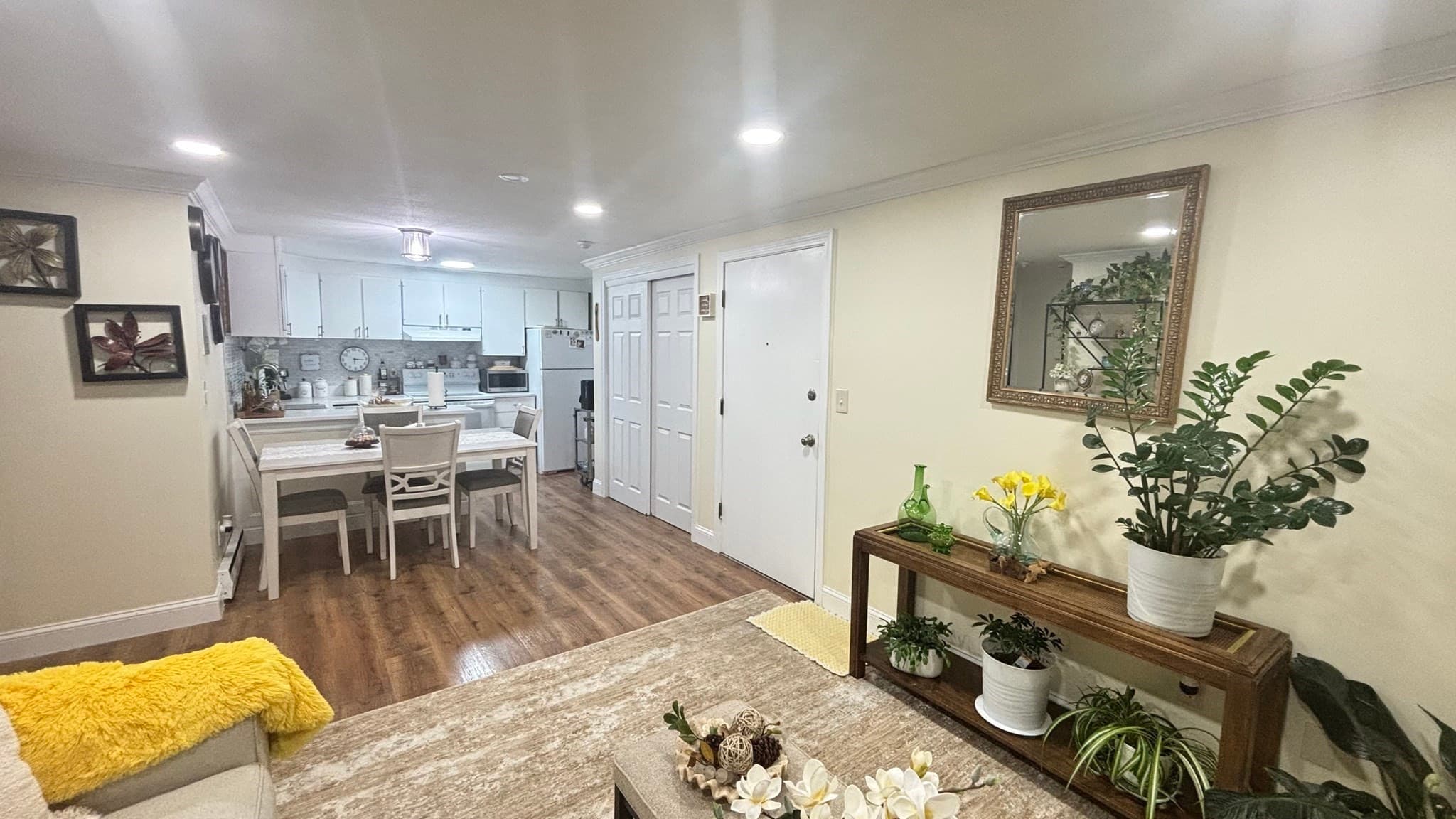 Condominium at 192 Bolton St # 8, Marlborough MA 01752, Marlborough, photo 2 of 23