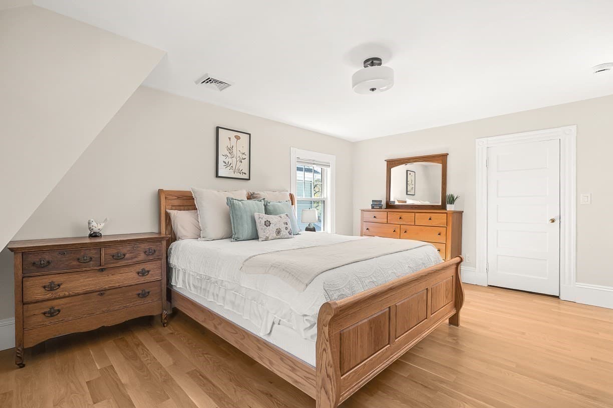 Single Family Residence at 15 Lloyd Street, Winchester MA 01890, Winchester, photo 22 of 41