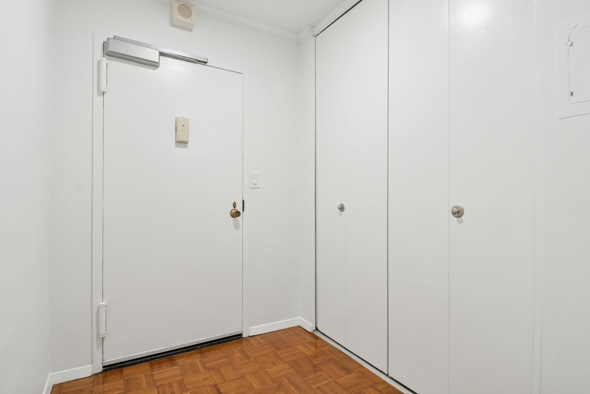 Condominium at 9 Hawthorne Pl # 2C, Boston MA 02114, Boston, photo 17 of 27